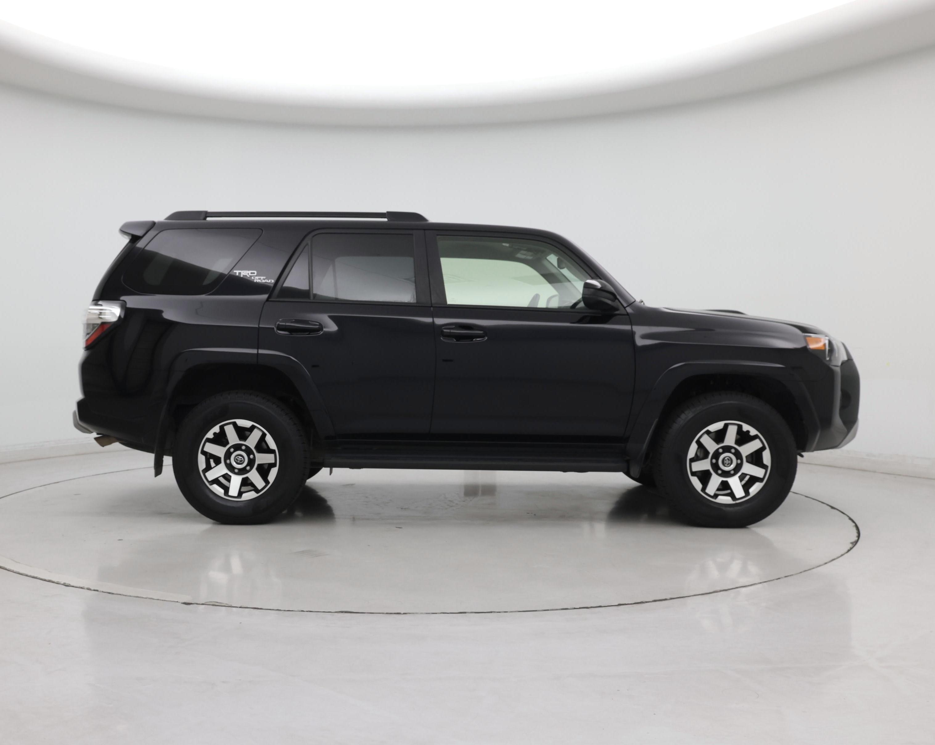 Thumbnail: 2024 Toyota 4Runner - 7