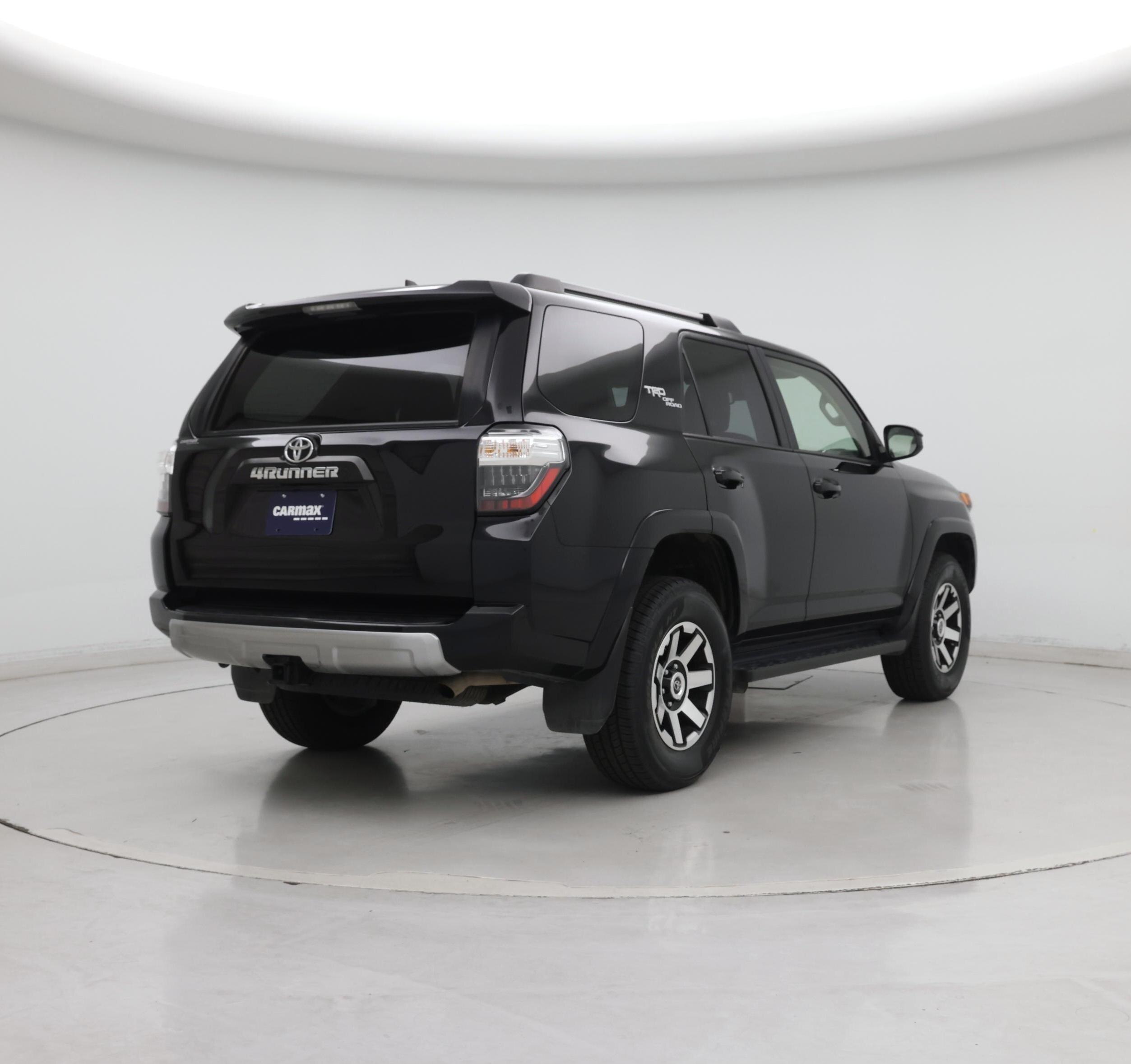 Thumbnail: 2024 Toyota 4Runner - 8