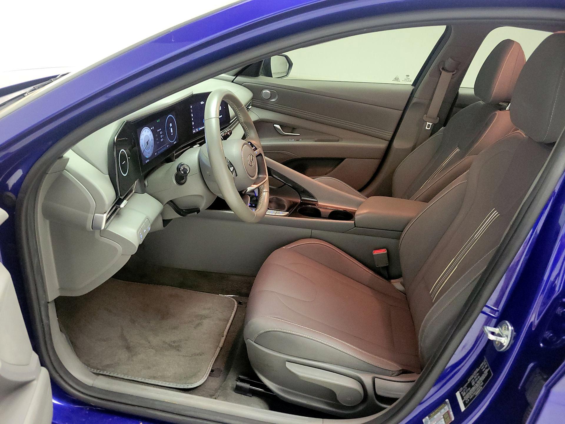 Thumbnail: 2023 Hyundai Elantra - 11