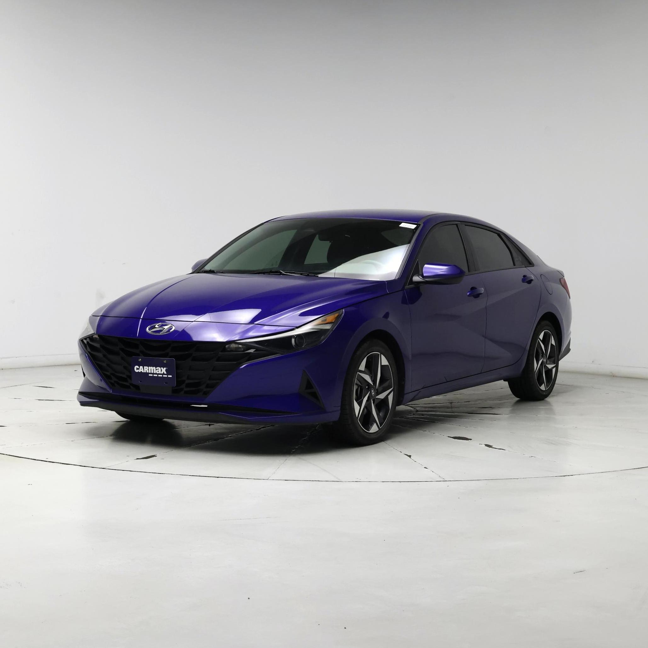 Thumbnail: 2023 Hyundai Elantra - 4