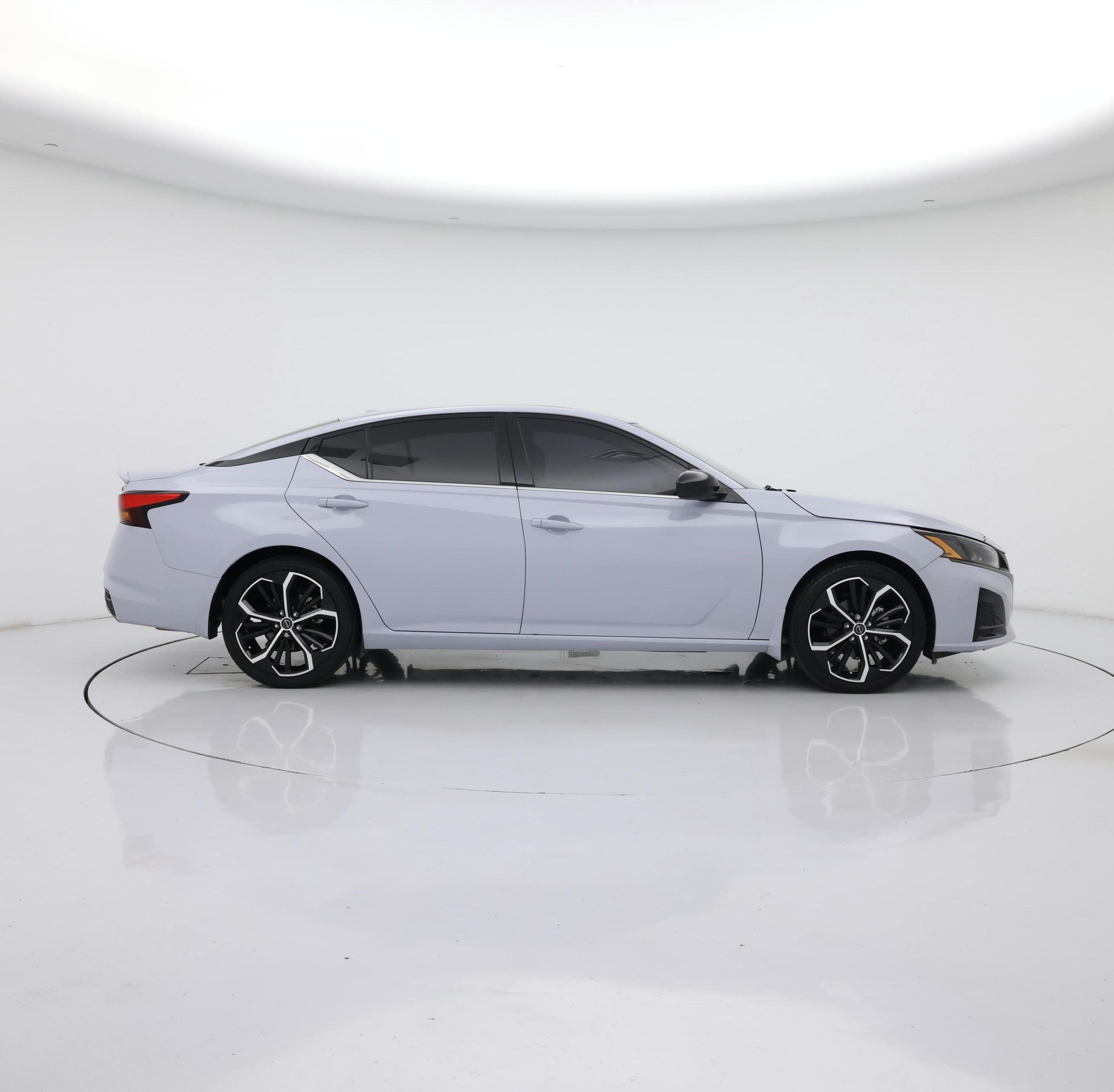 Thumbnail: 2023 Nissan Altima - 7