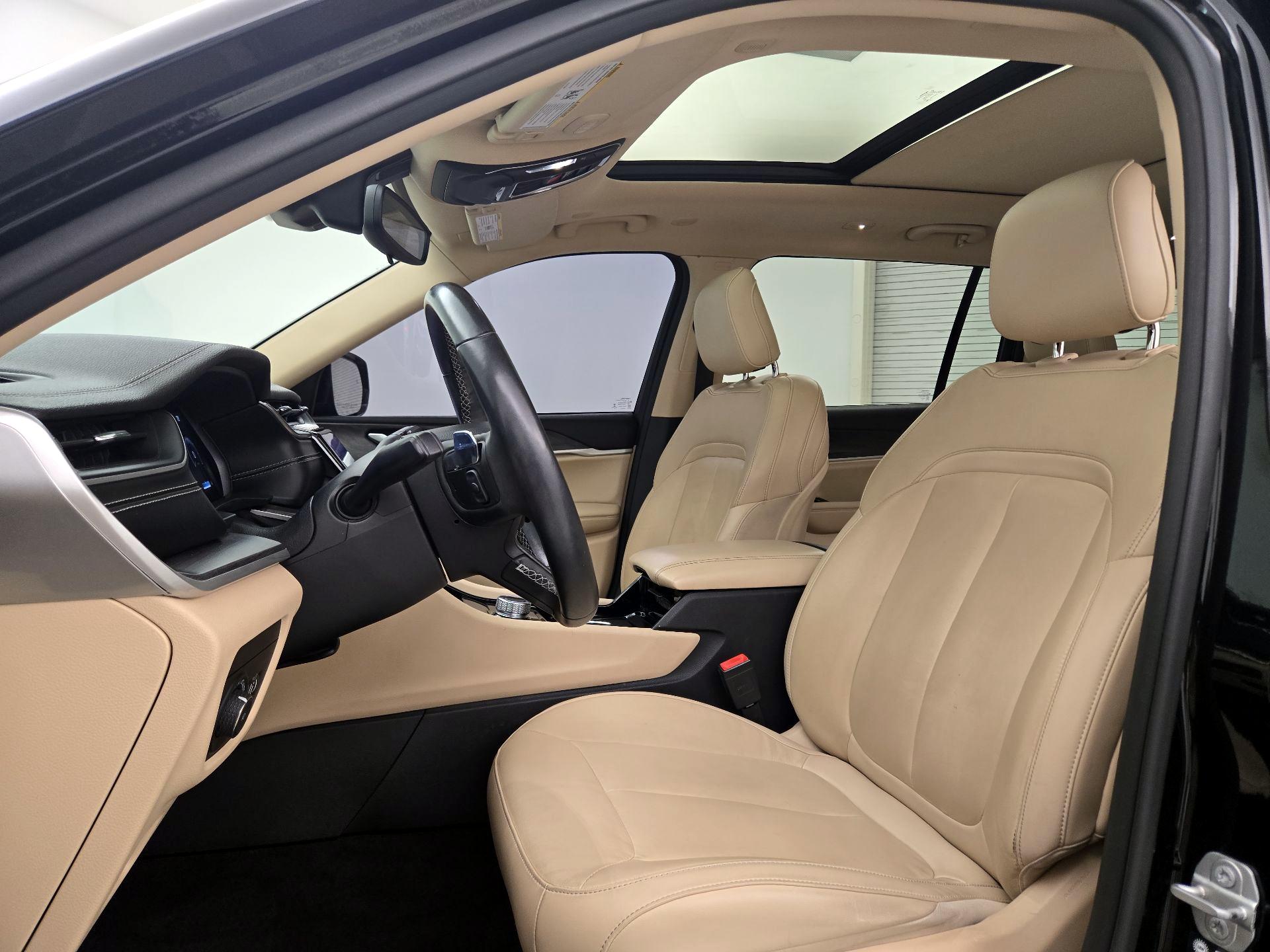 Thumbnail: 2021 Jeep Grand Cherokee L - 11