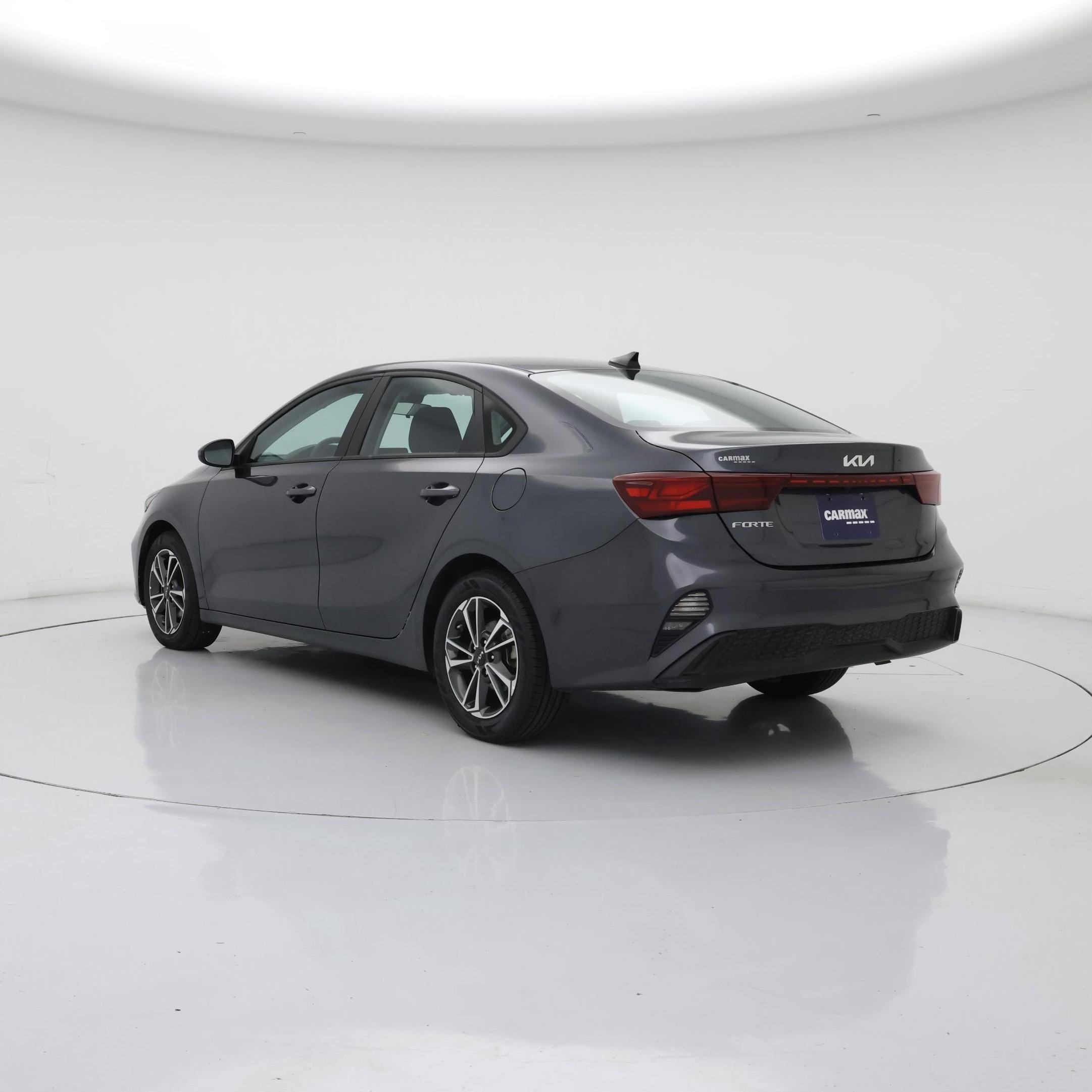 Thumbnail: 2023 Kia Forte - 2