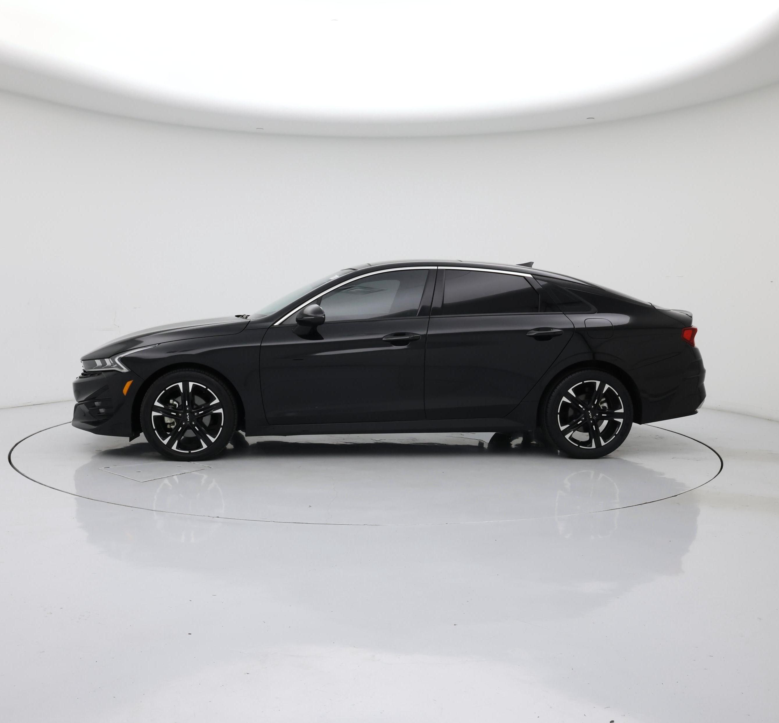 Thumbnail: 2023 Kia K5 - 3