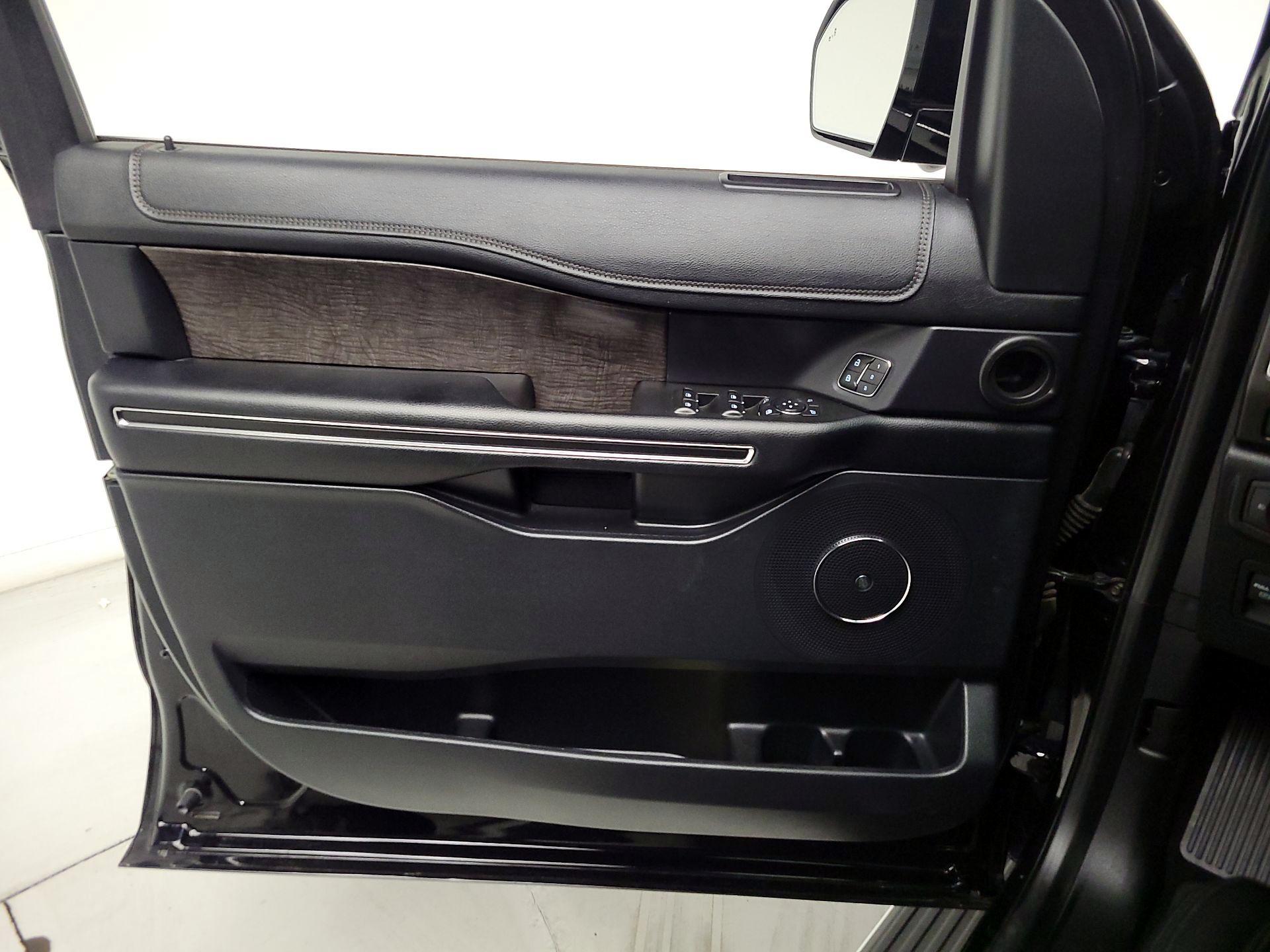 Thumbnail: 2021 Ford Expedition - 12