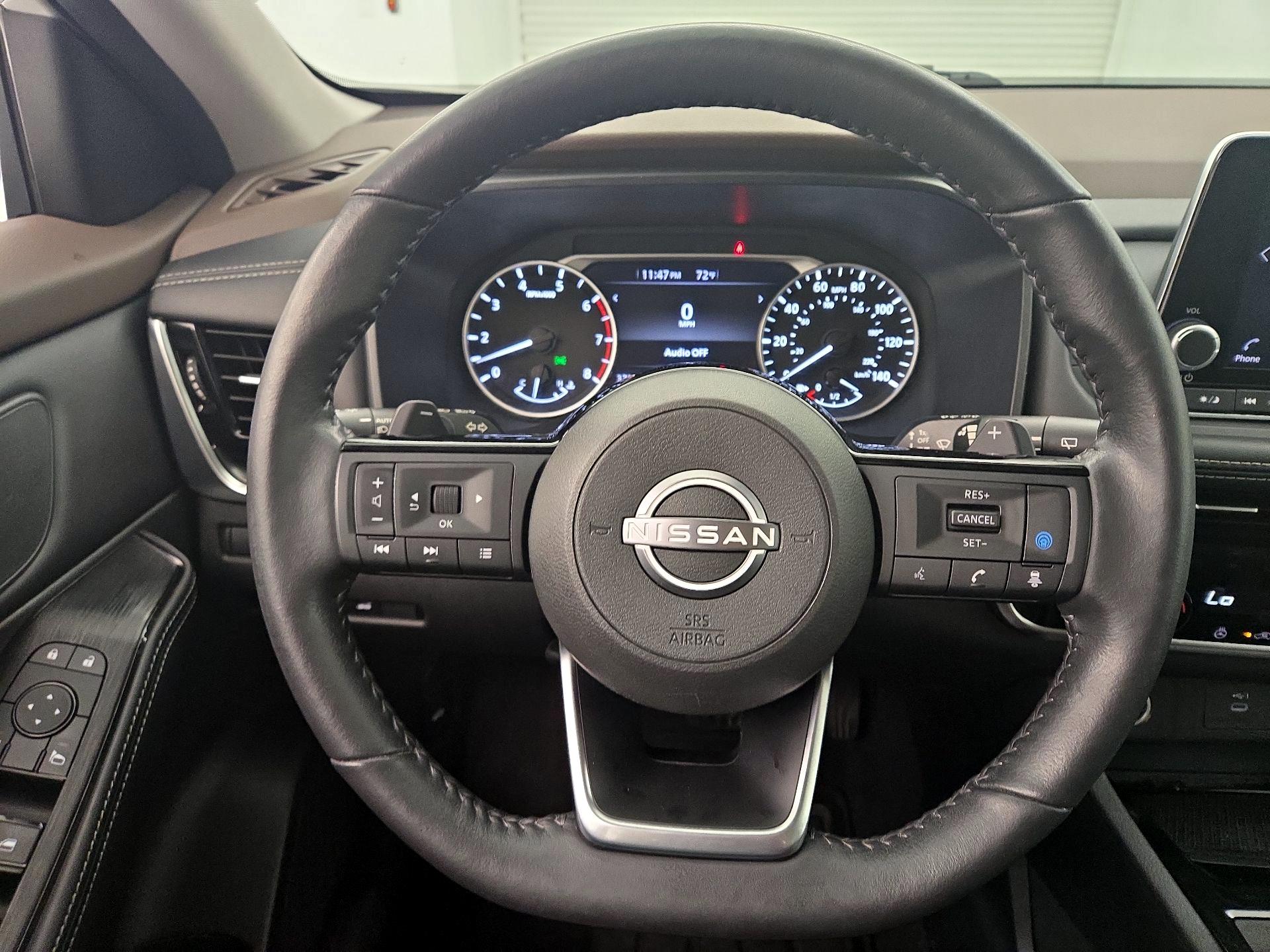 Thumbnail: 2022 Nissan Rogue - 10
