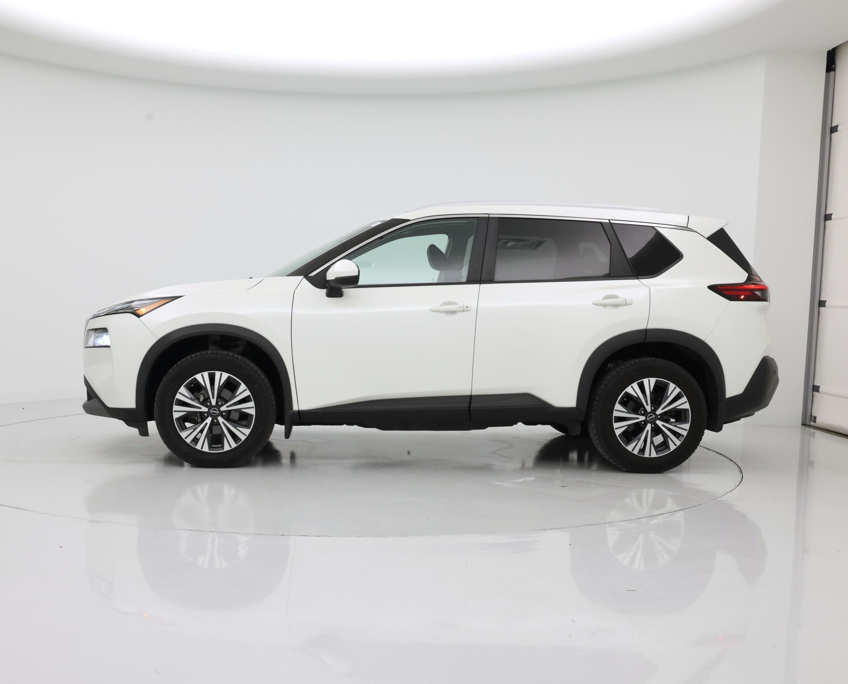 Thumbnail: 2022 Nissan Rogue - 3