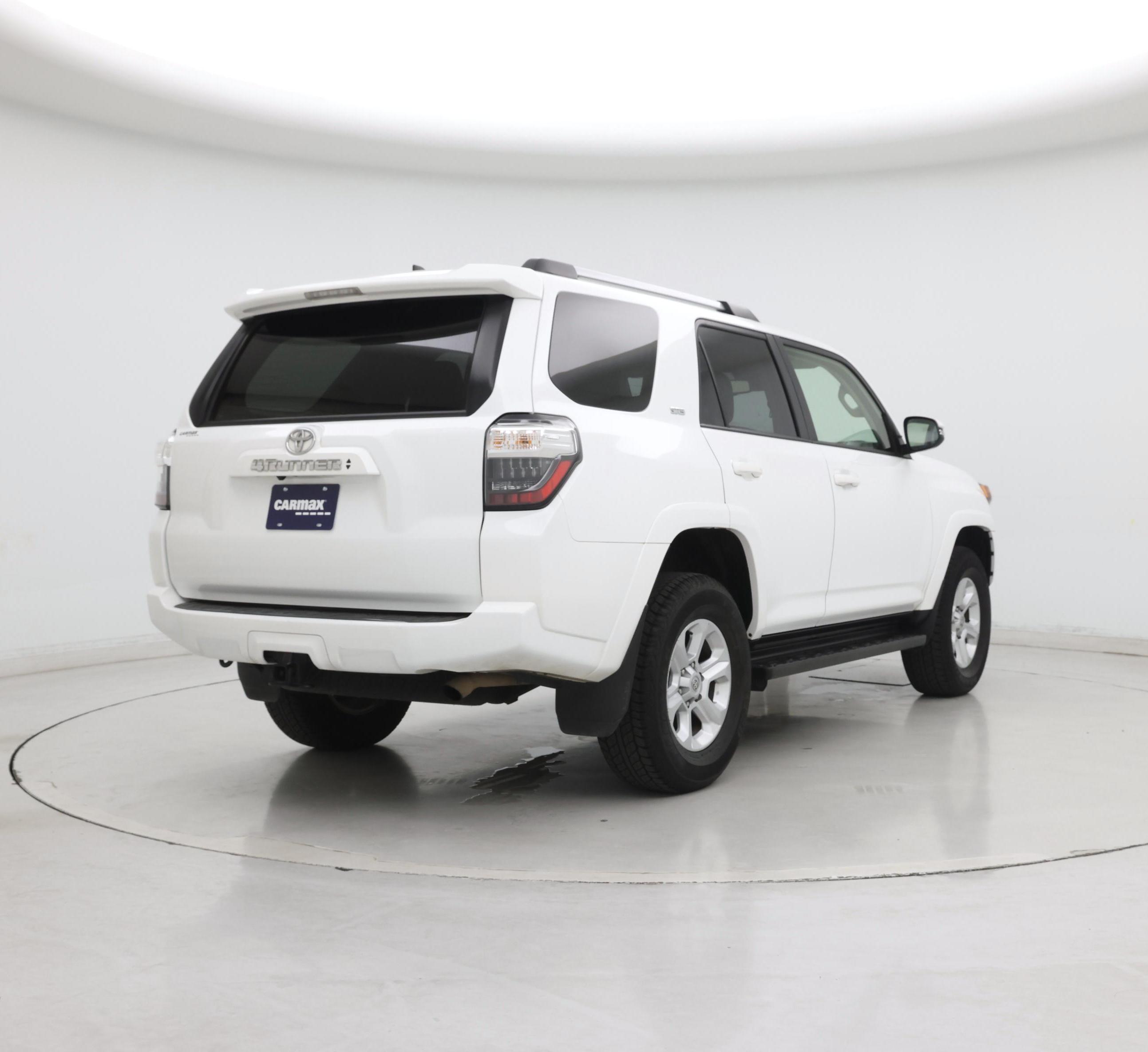 Thumbnail: 2024 Toyota 4Runner - 8