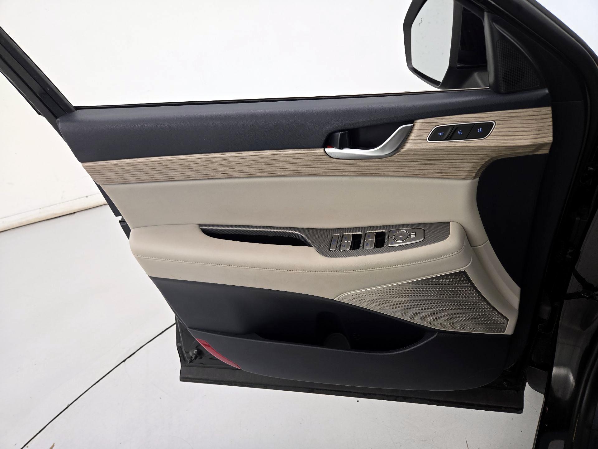 Thumbnail: 2022 Hyundai Palisade - 12