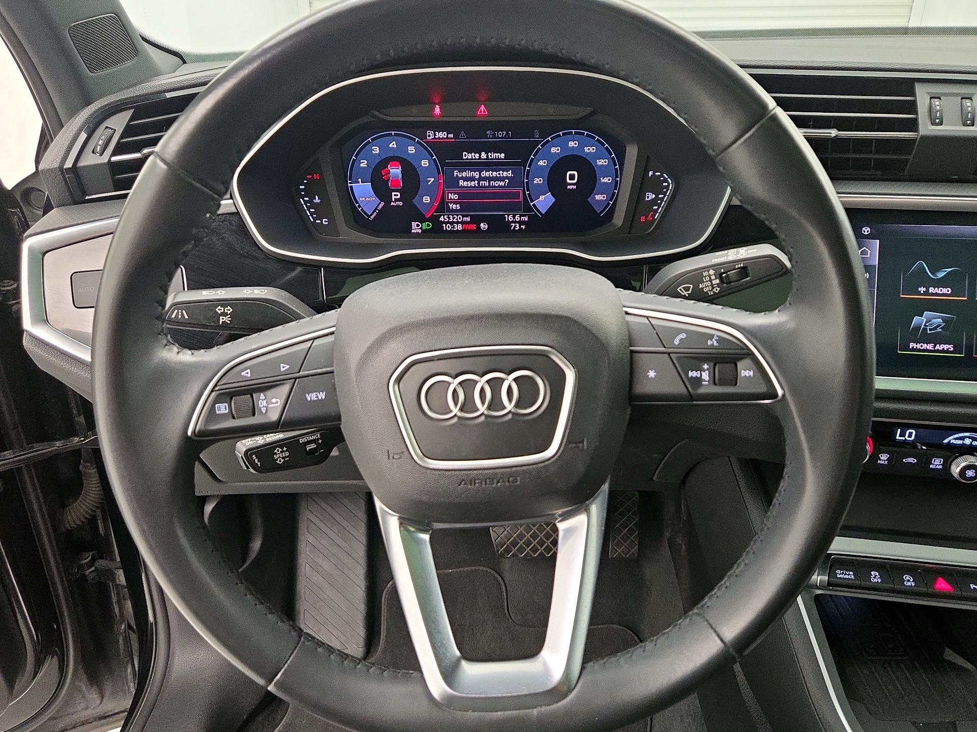 Thumbnail: 2020 Audi Q3 - 10