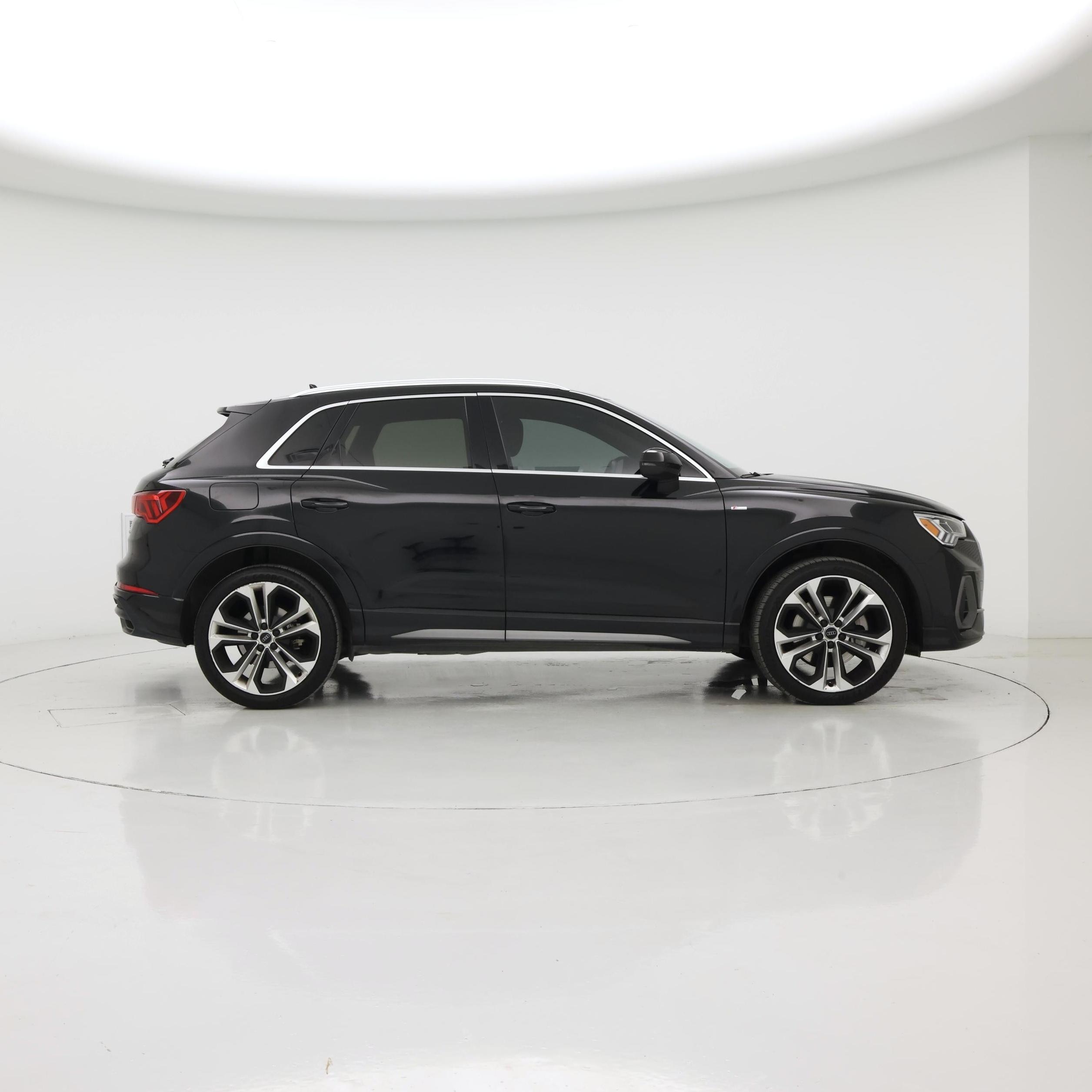Thumbnail: 2020 Audi Q3 - 7
