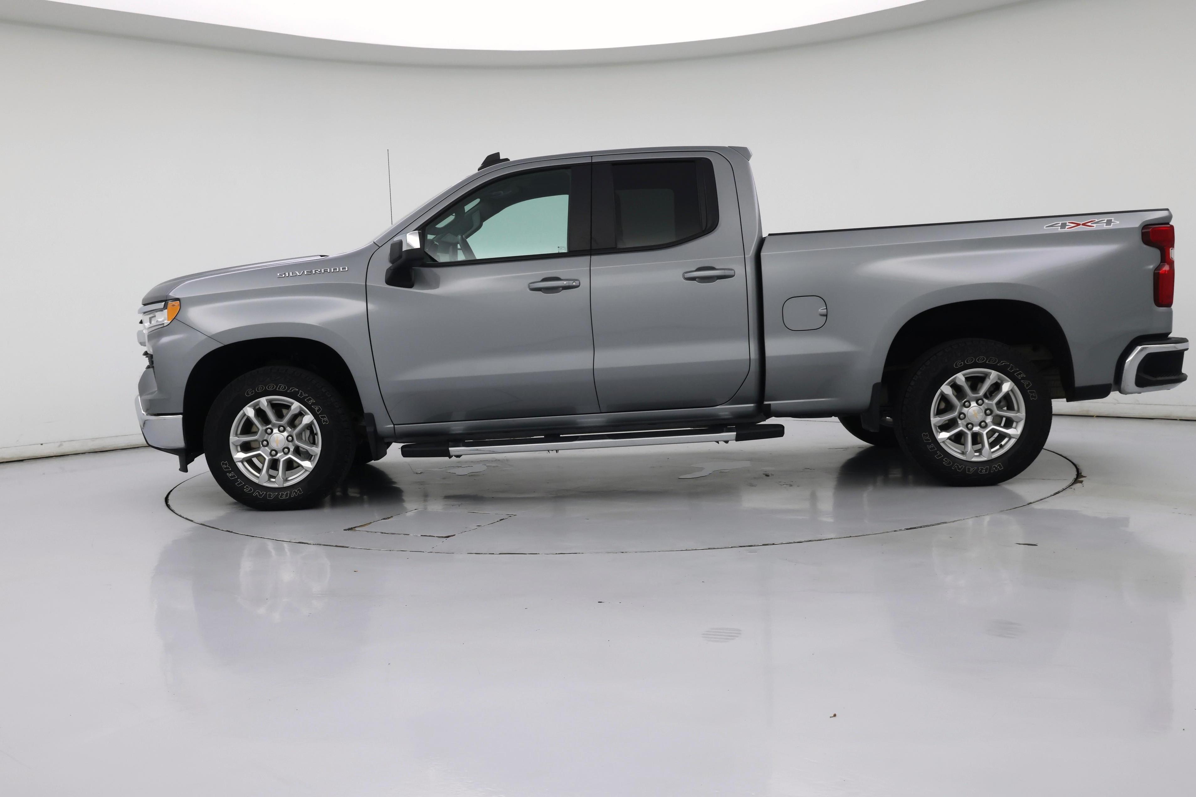 Thumbnail: 2024 Chevrolet Silverado 1500 - 3