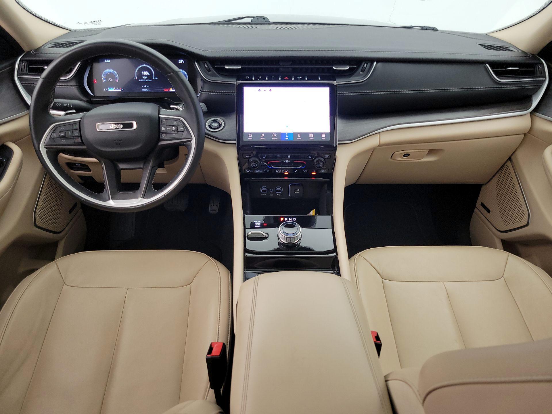 Thumbnail: 2022 Jeep Grand Cherokee - 9