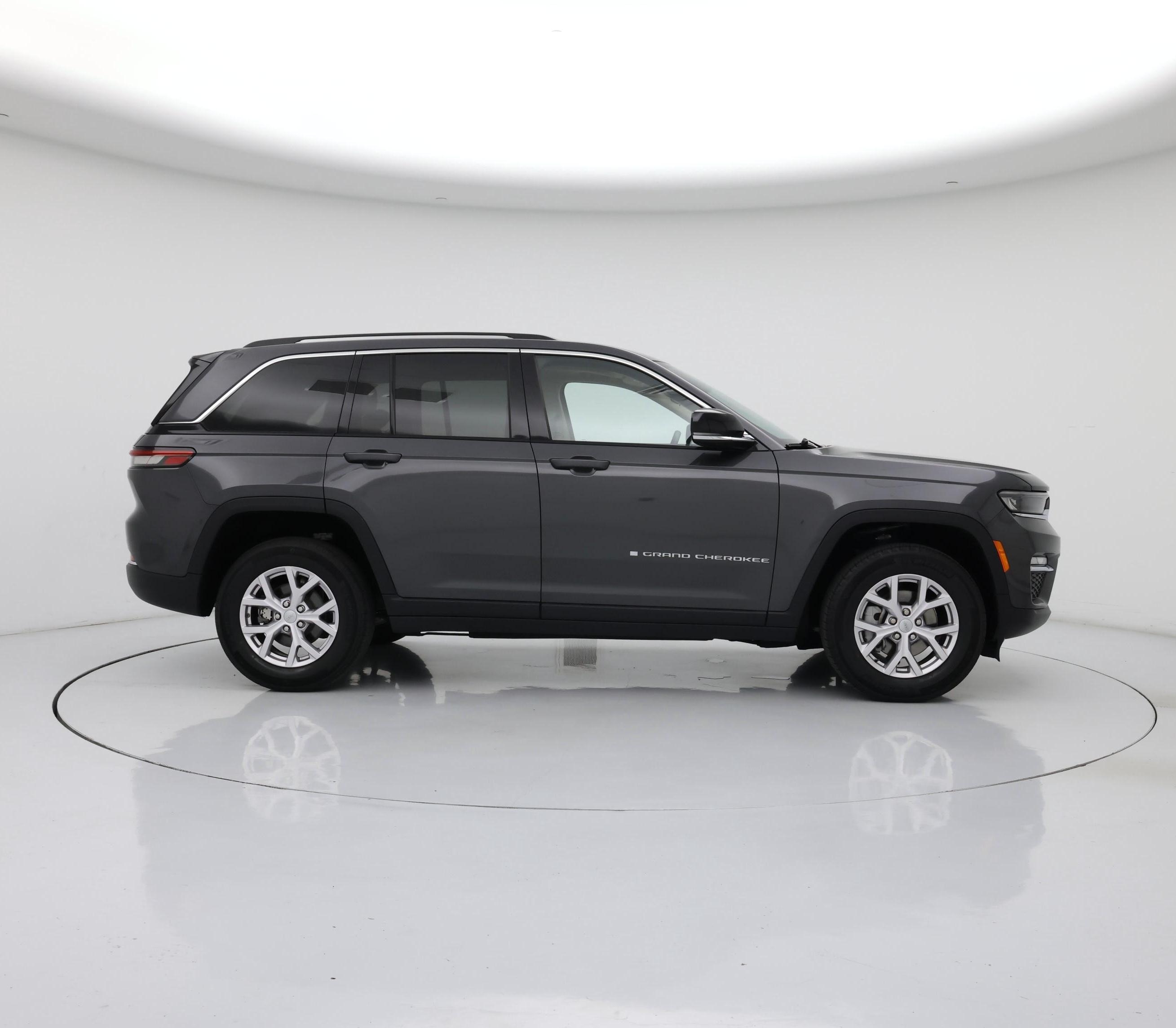 Thumbnail: 2022 Jeep Grand Cherokee - 7