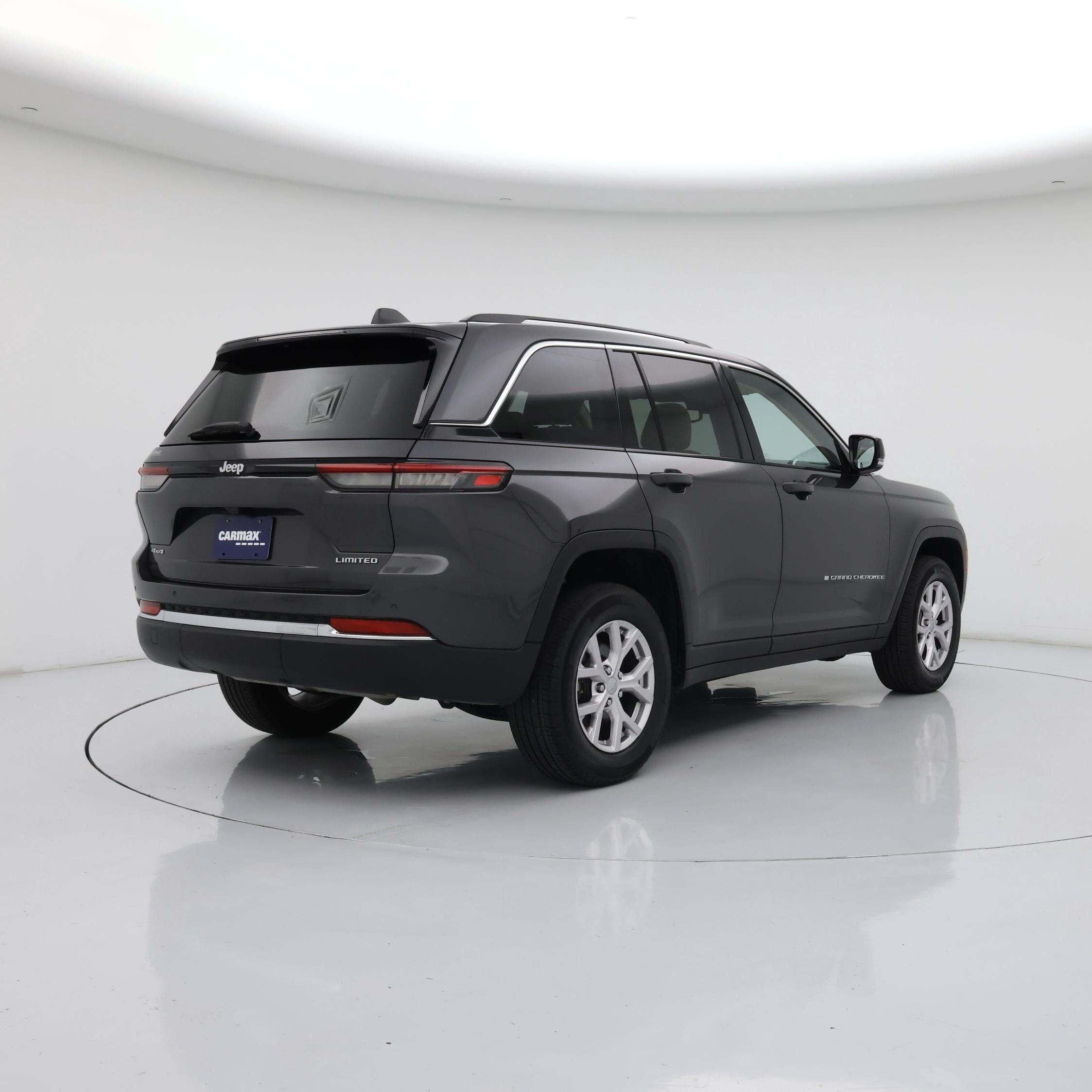 Thumbnail: 2022 Jeep Grand Cherokee - 8