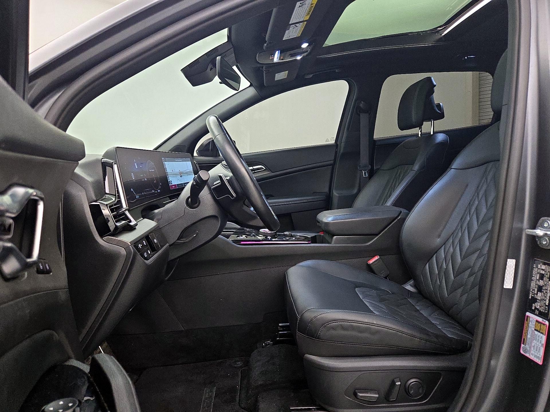 Thumbnail: 2023 Kia Sportage - 11