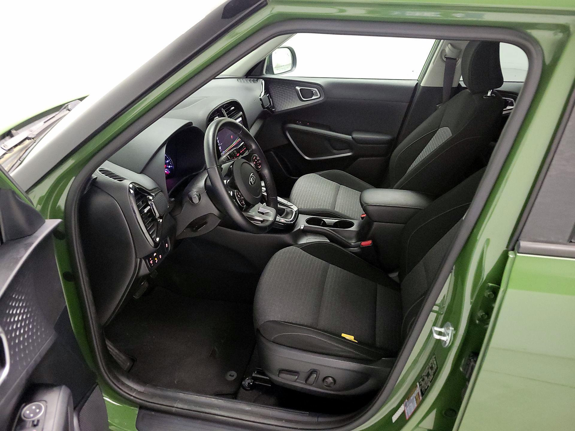 Thumbnail: 2020 Kia Soul - 11