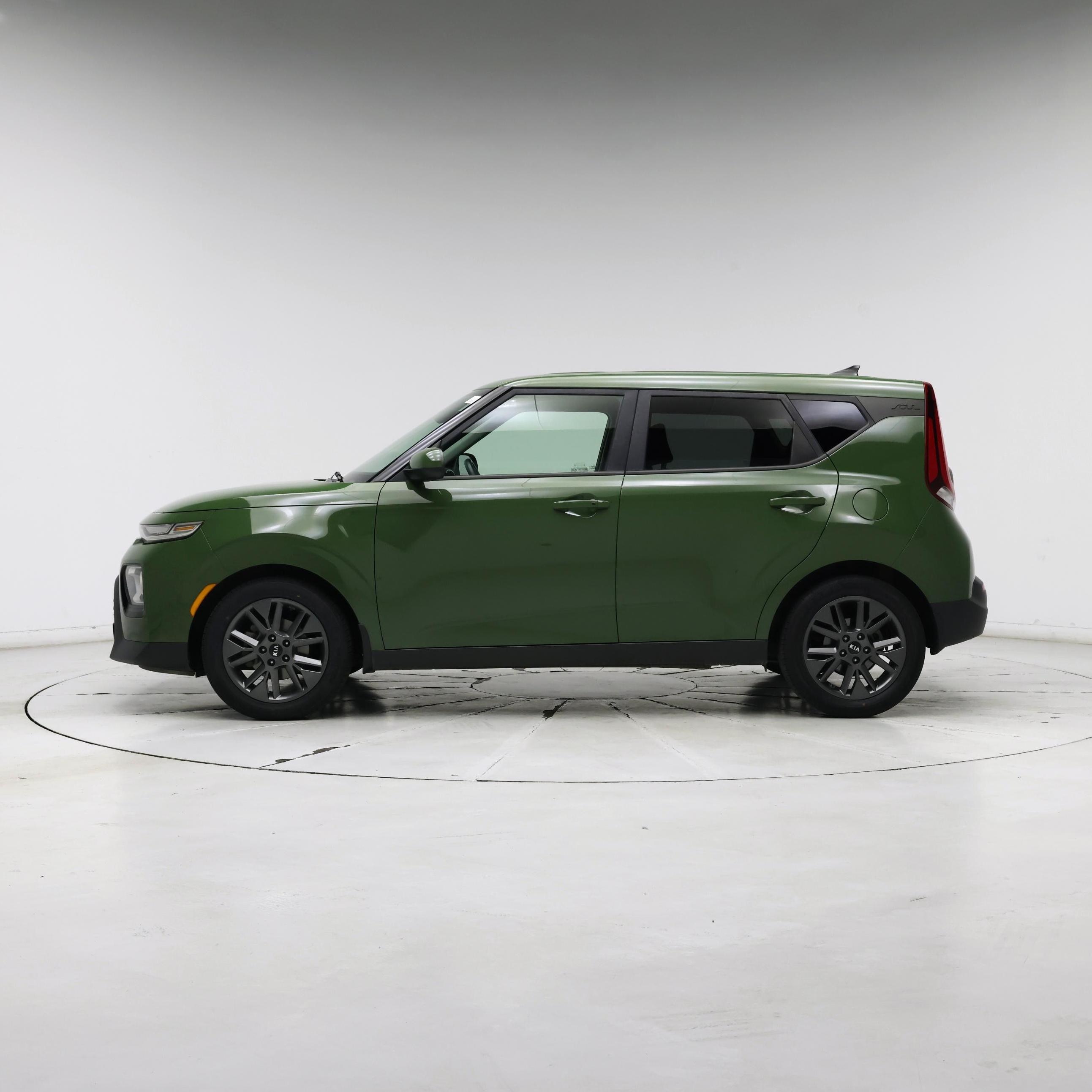 Thumbnail: 2020 Kia Soul - 3