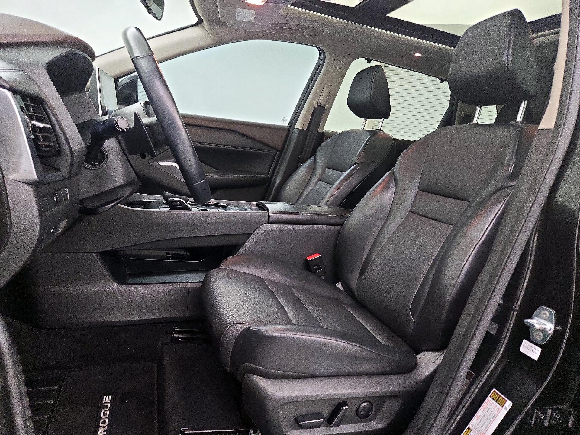 Thumbnail: 2022 Nissan Rogue - 11