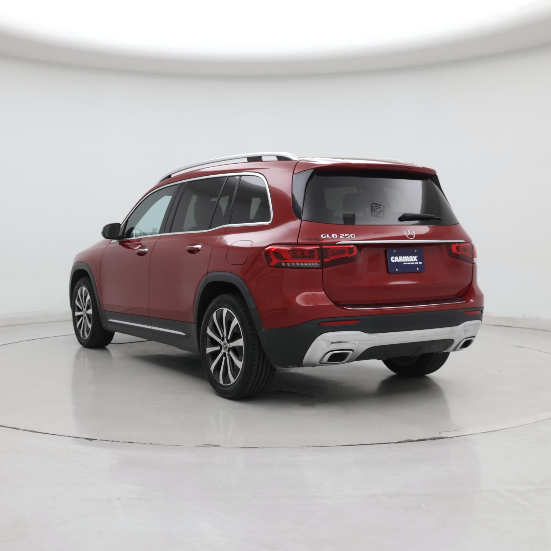 Thumbnail: 2021 Mercedes-Benz GLB - 2