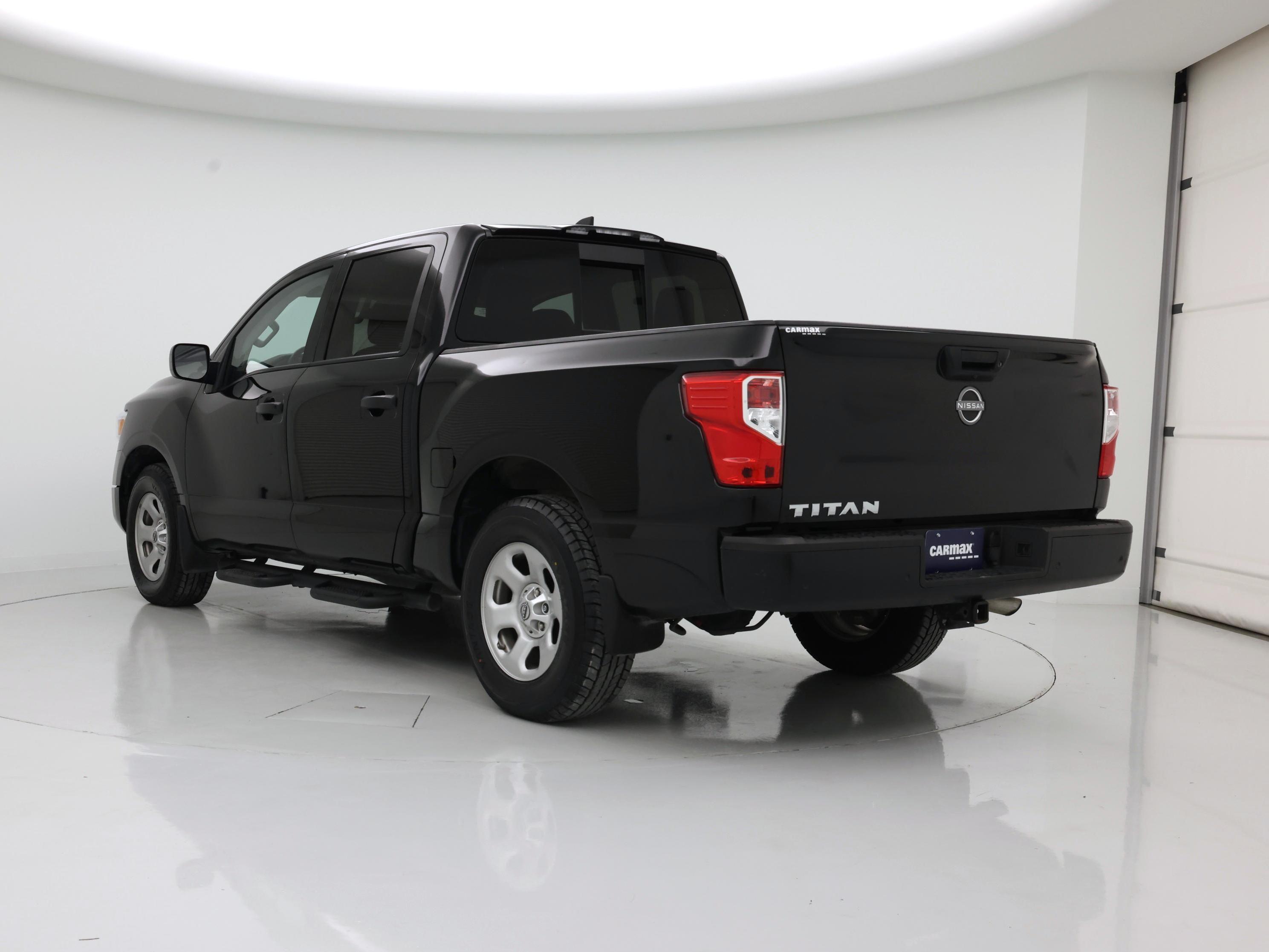 Thumbnail: 2023 Nissan Titan - 2