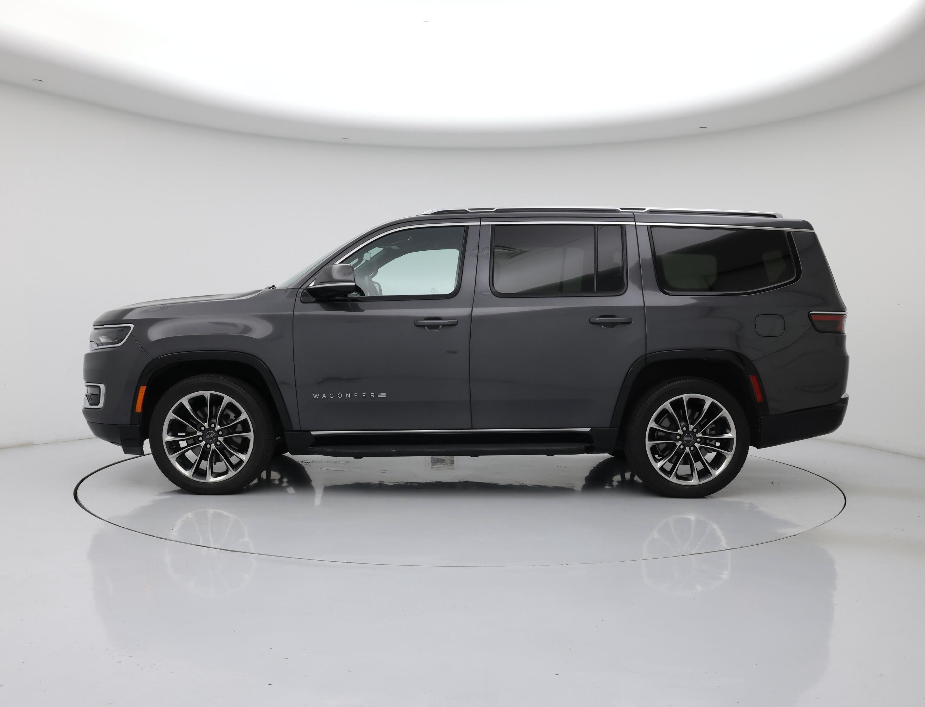 Thumbnail: 2022 Jeep Wagoneer - 3