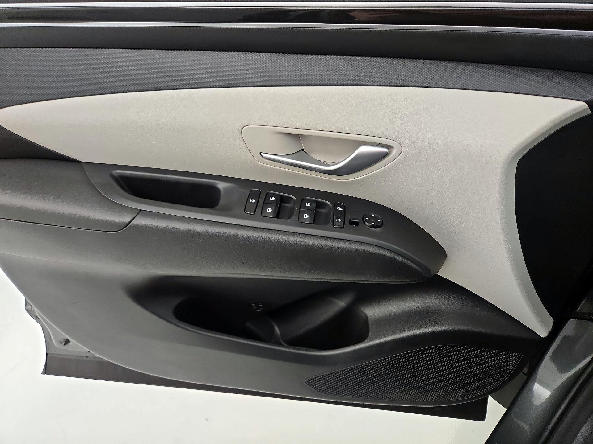 Thumbnail: 2022 Hyundai Tucson - 12