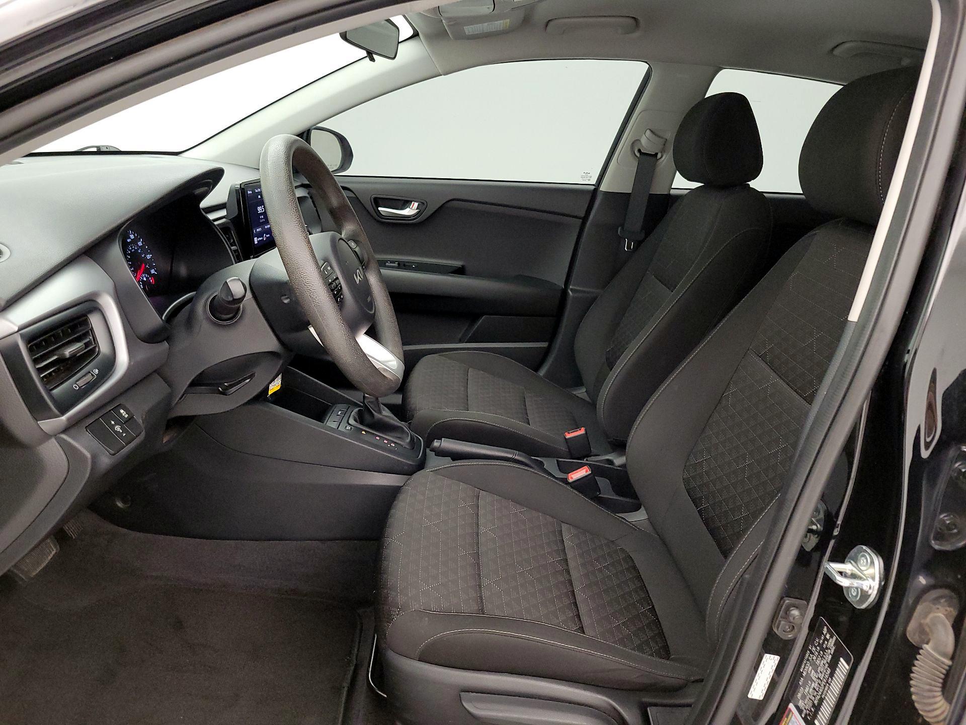 Thumbnail: 2023 Kia Rio - 11