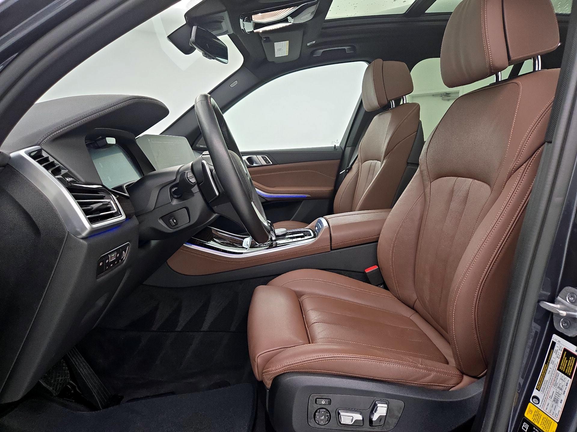 Thumbnail: 2021 BMW X5 - 11