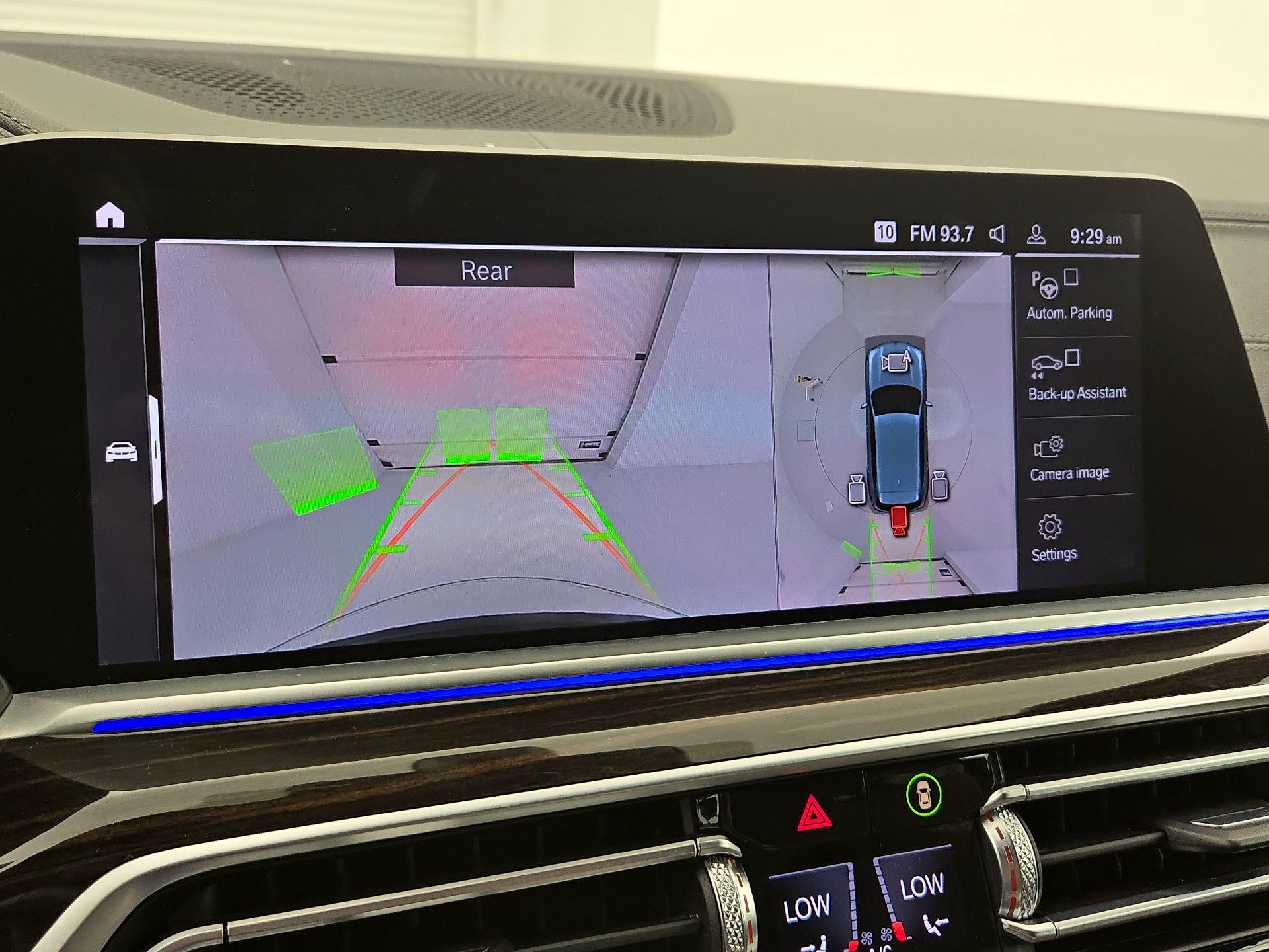 Thumbnail: 2021 BMW X5 - 15