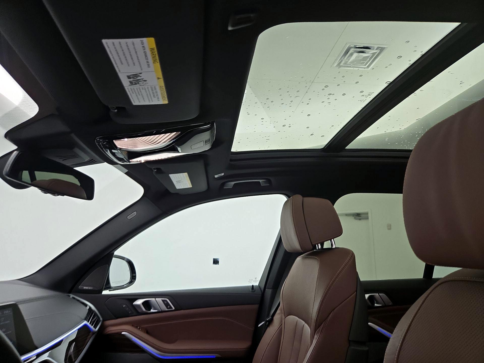 Thumbnail: 2021 BMW X5 - 20