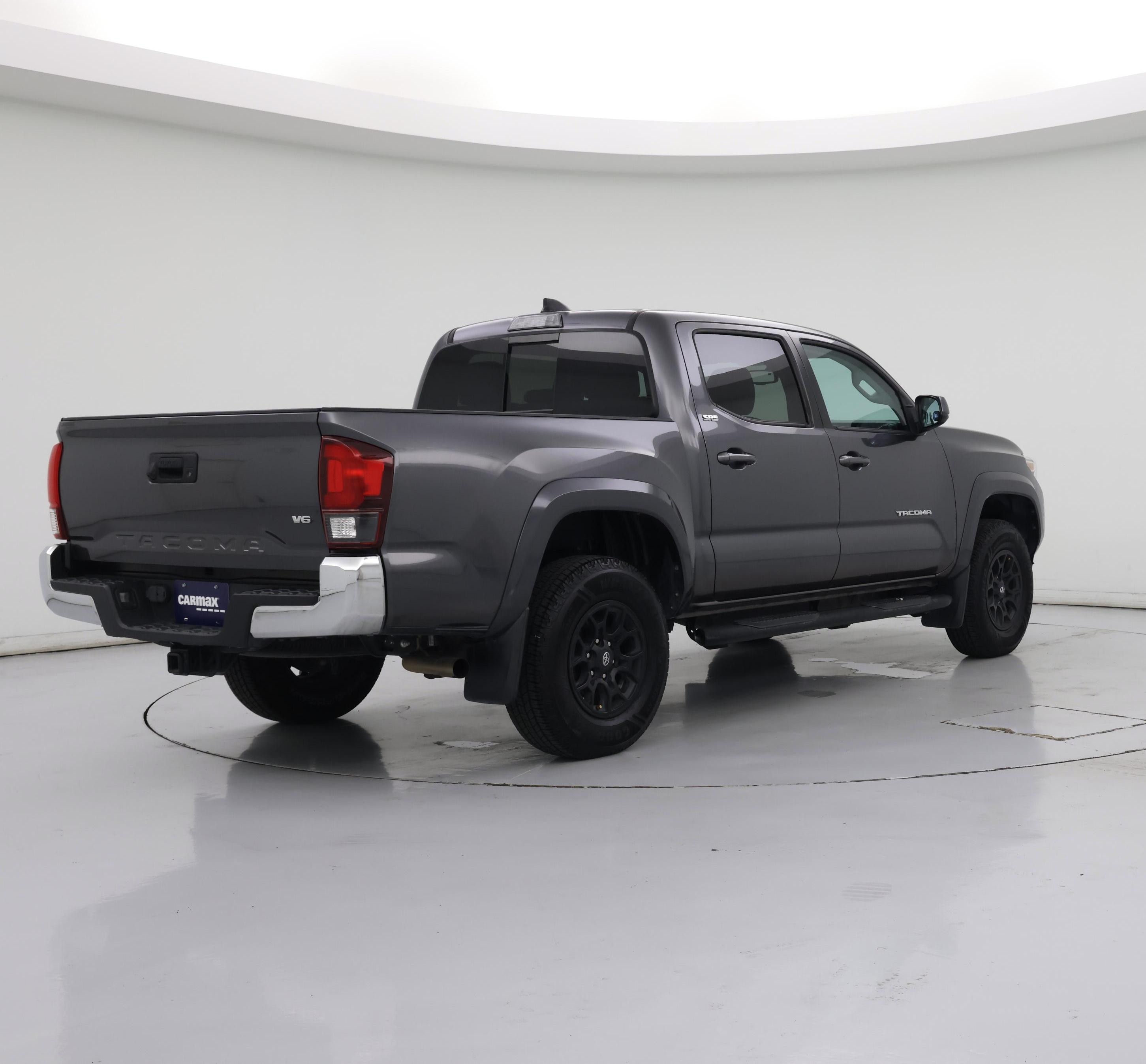 Thumbnail: 2021 Toyota Tacoma - 8