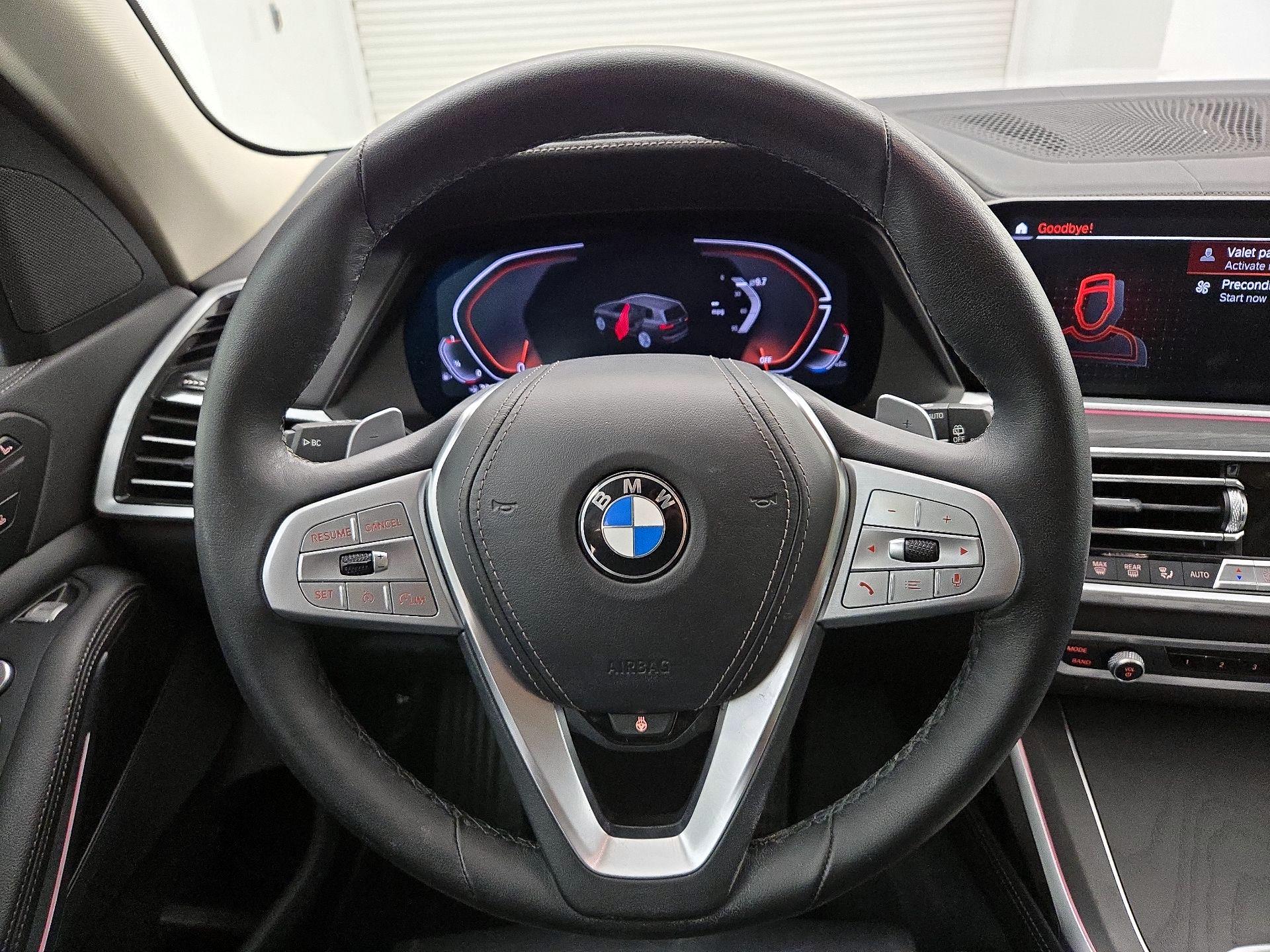 Thumbnail: 2022 BMW X7 - 10