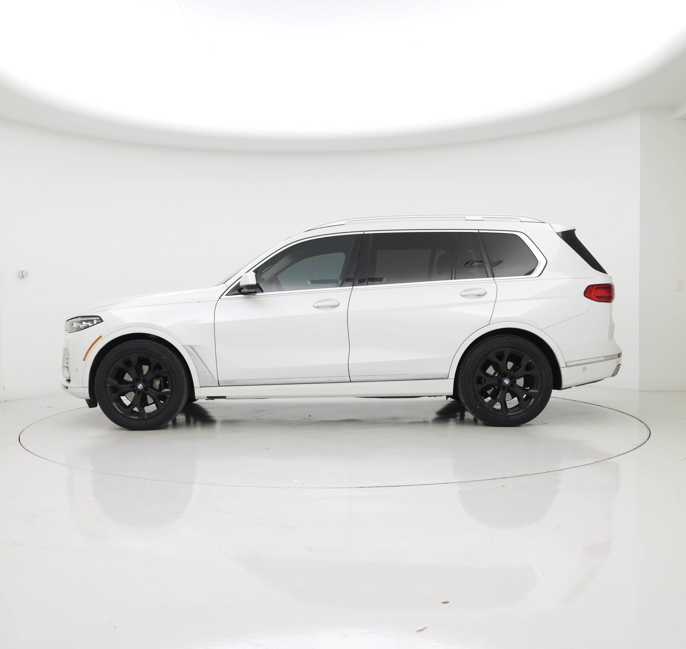 Thumbnail: 2022 BMW X7 - 3