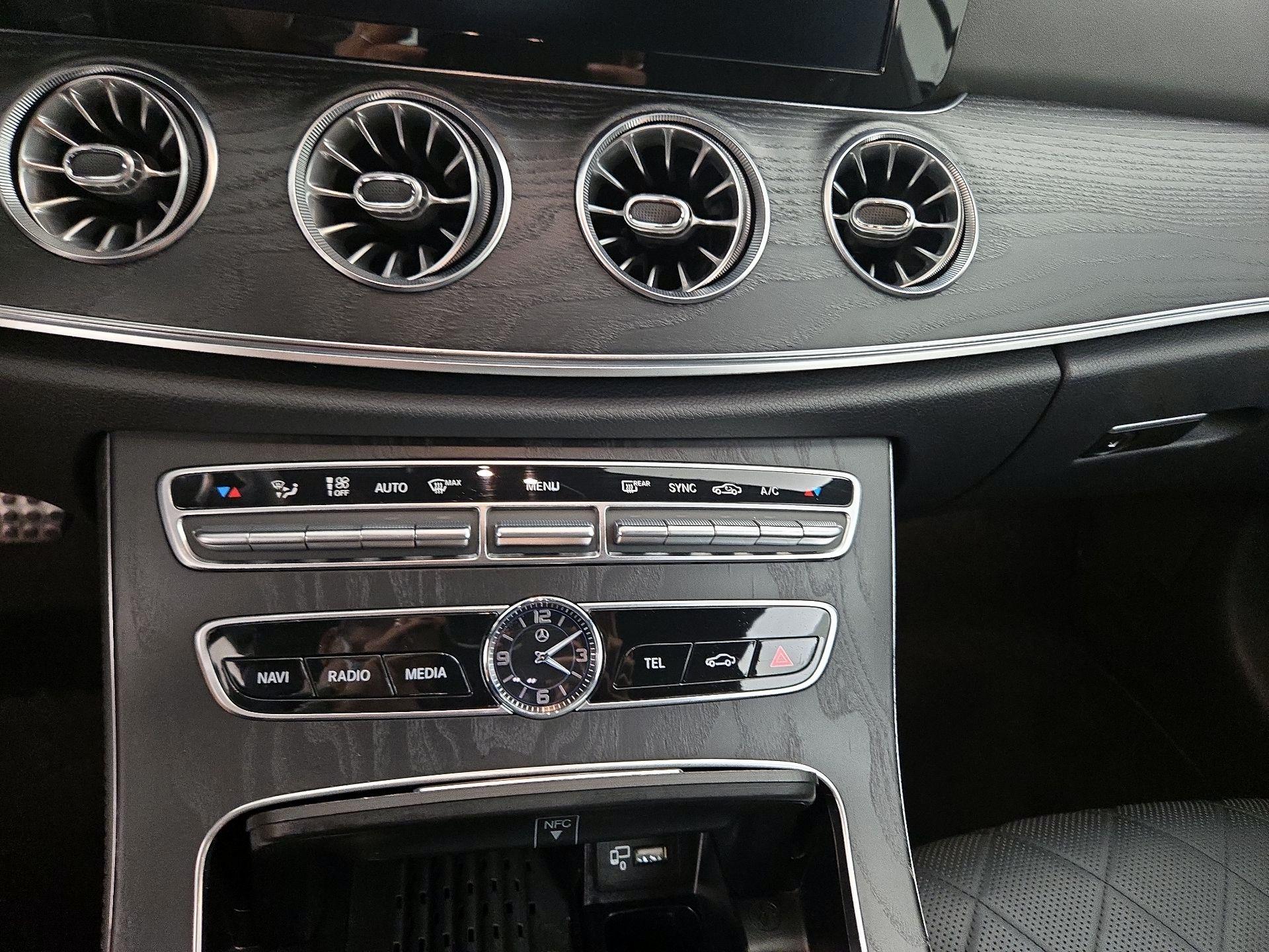 Thumbnail: 2019 Mercedes-Benz E-Class - 17