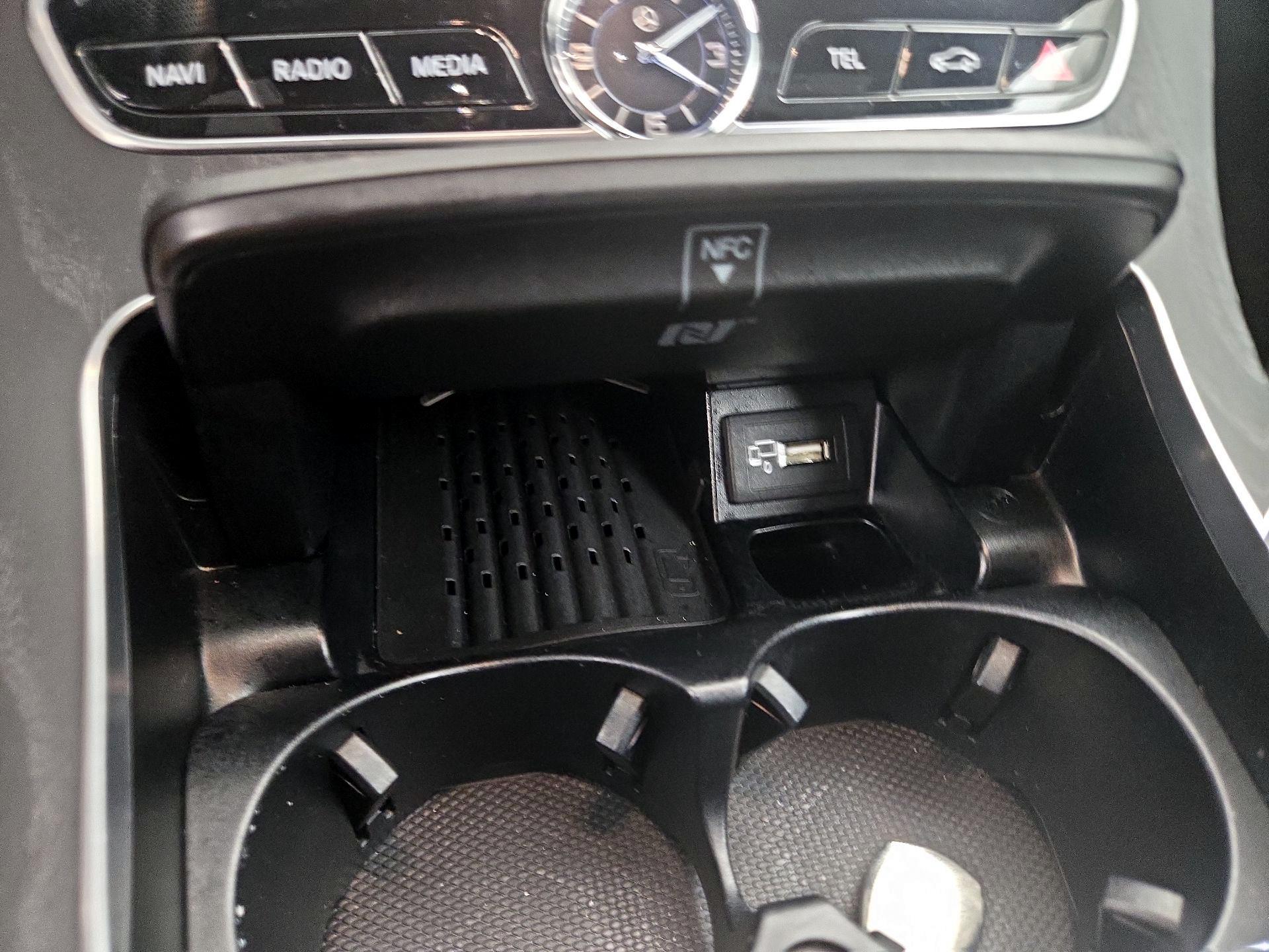 Thumbnail: 2019 Mercedes-Benz E-Class - 19