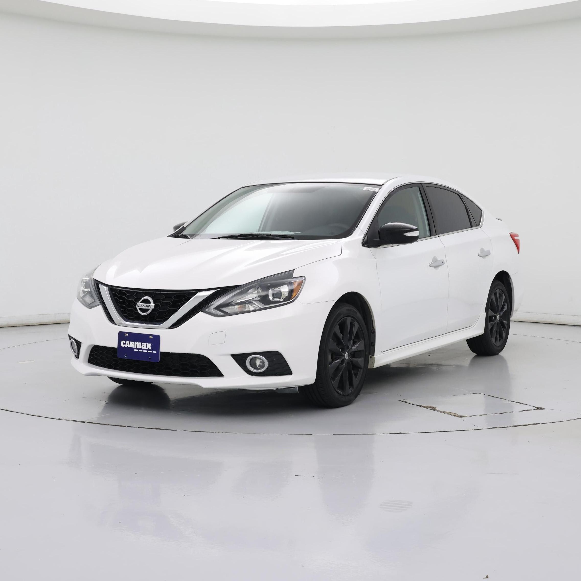 Thumbnail: 2017 Nissan Sentra - 4