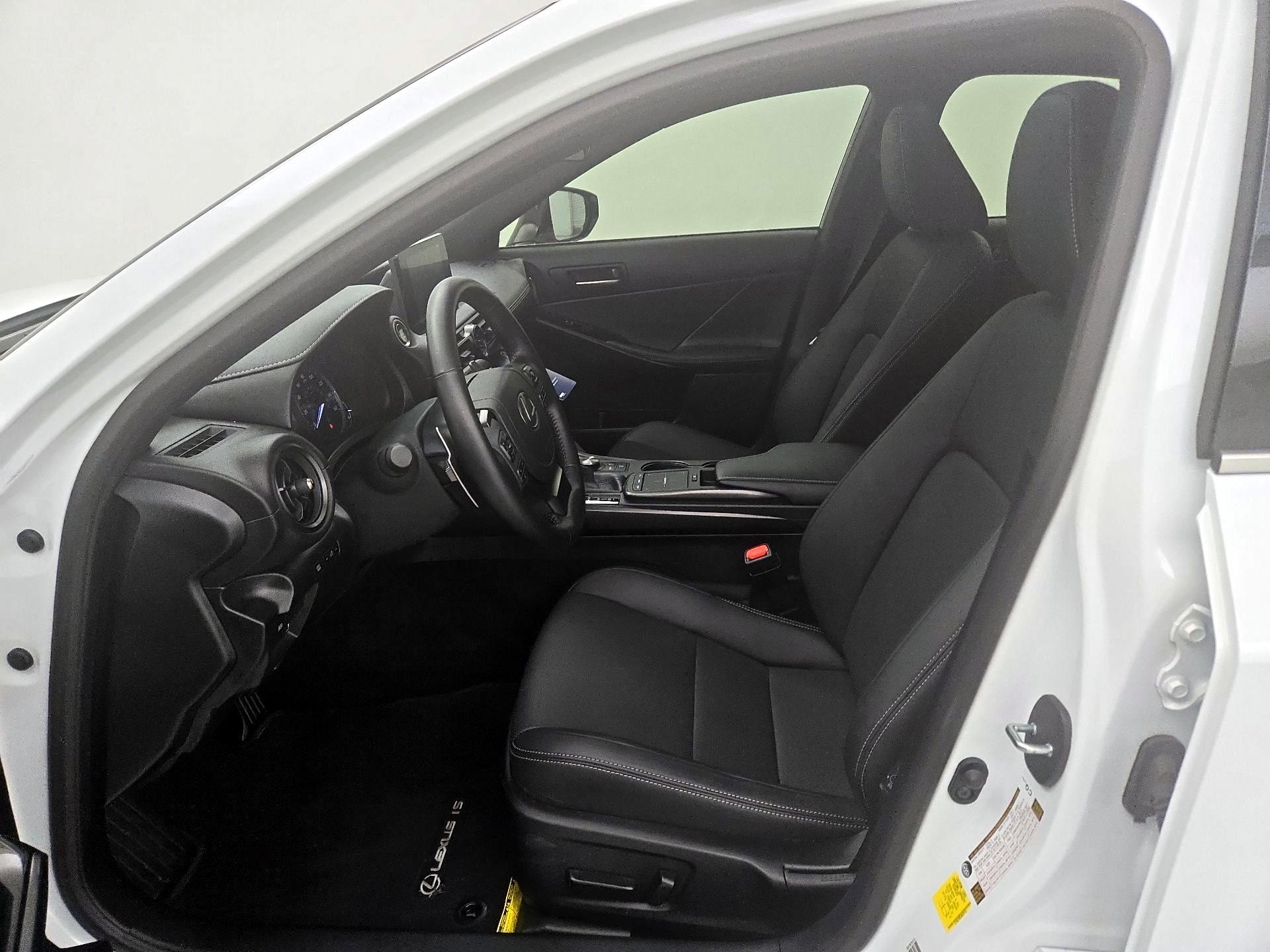 Thumbnail: 2024 Lexus IS - 11