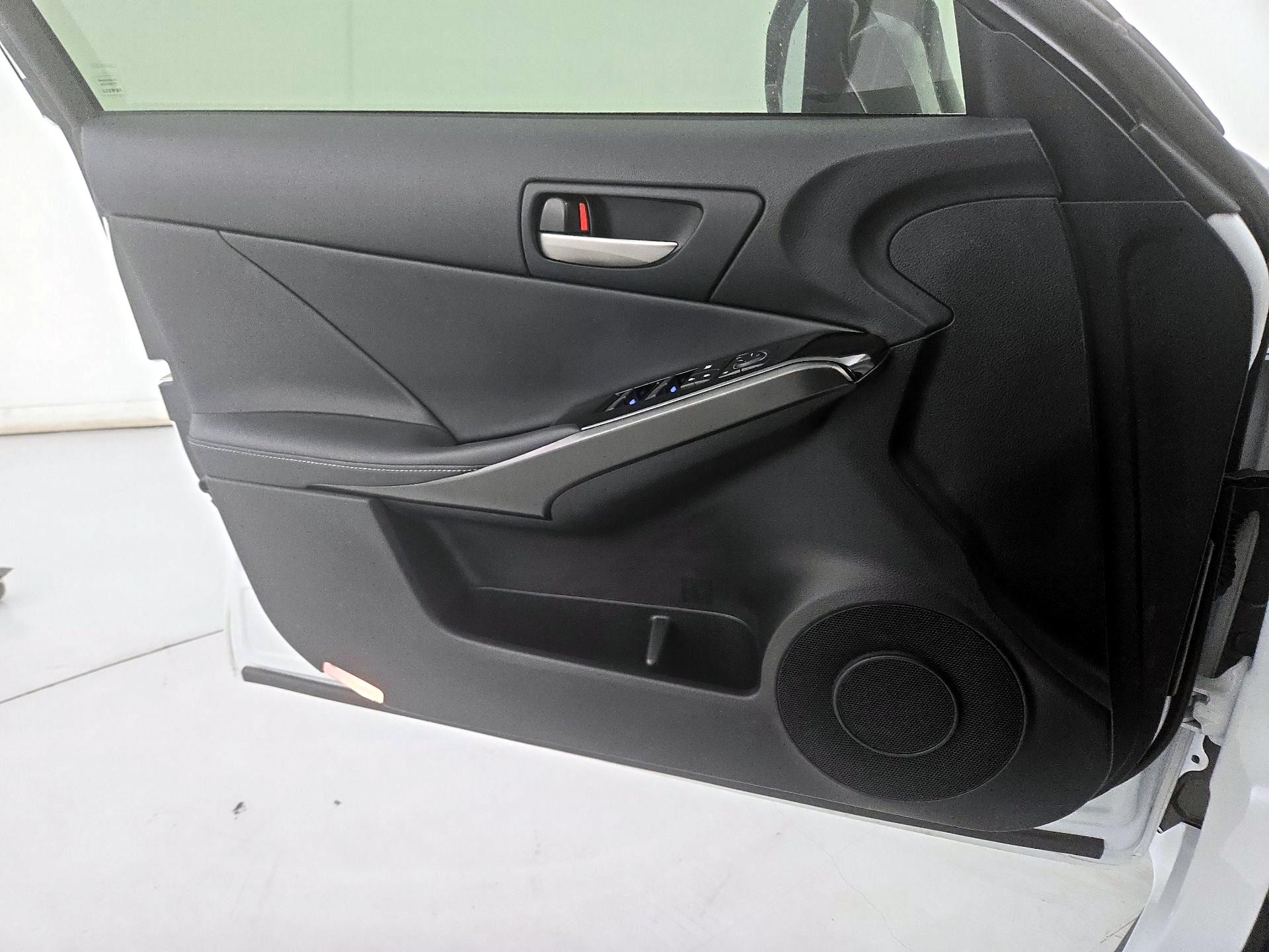 Thumbnail: 2024 Lexus IS - 12