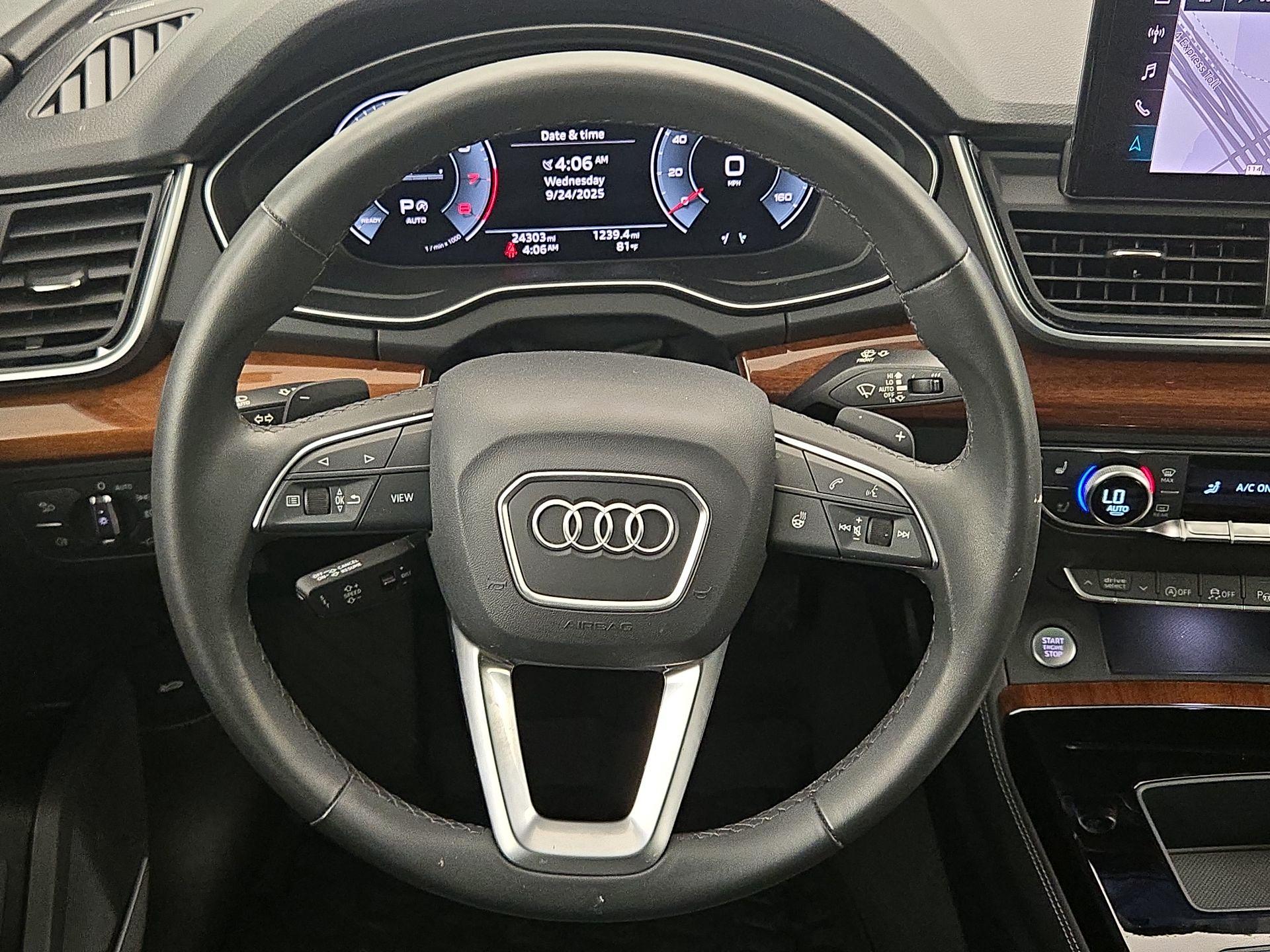 Thumbnail: 2023 Audi Q5 - 10
