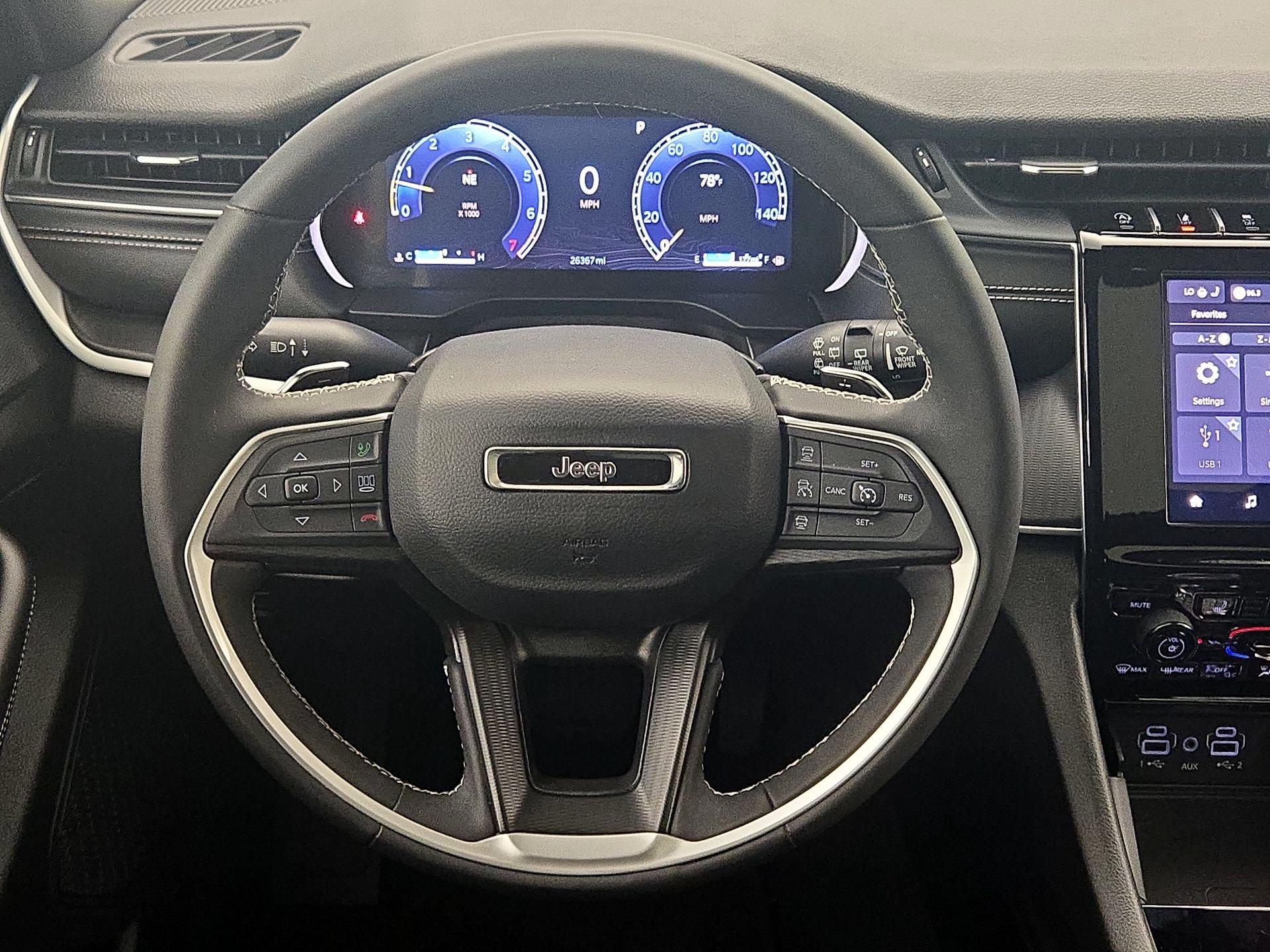 Thumbnail: 2024 Jeep Grand Cherokee - 10