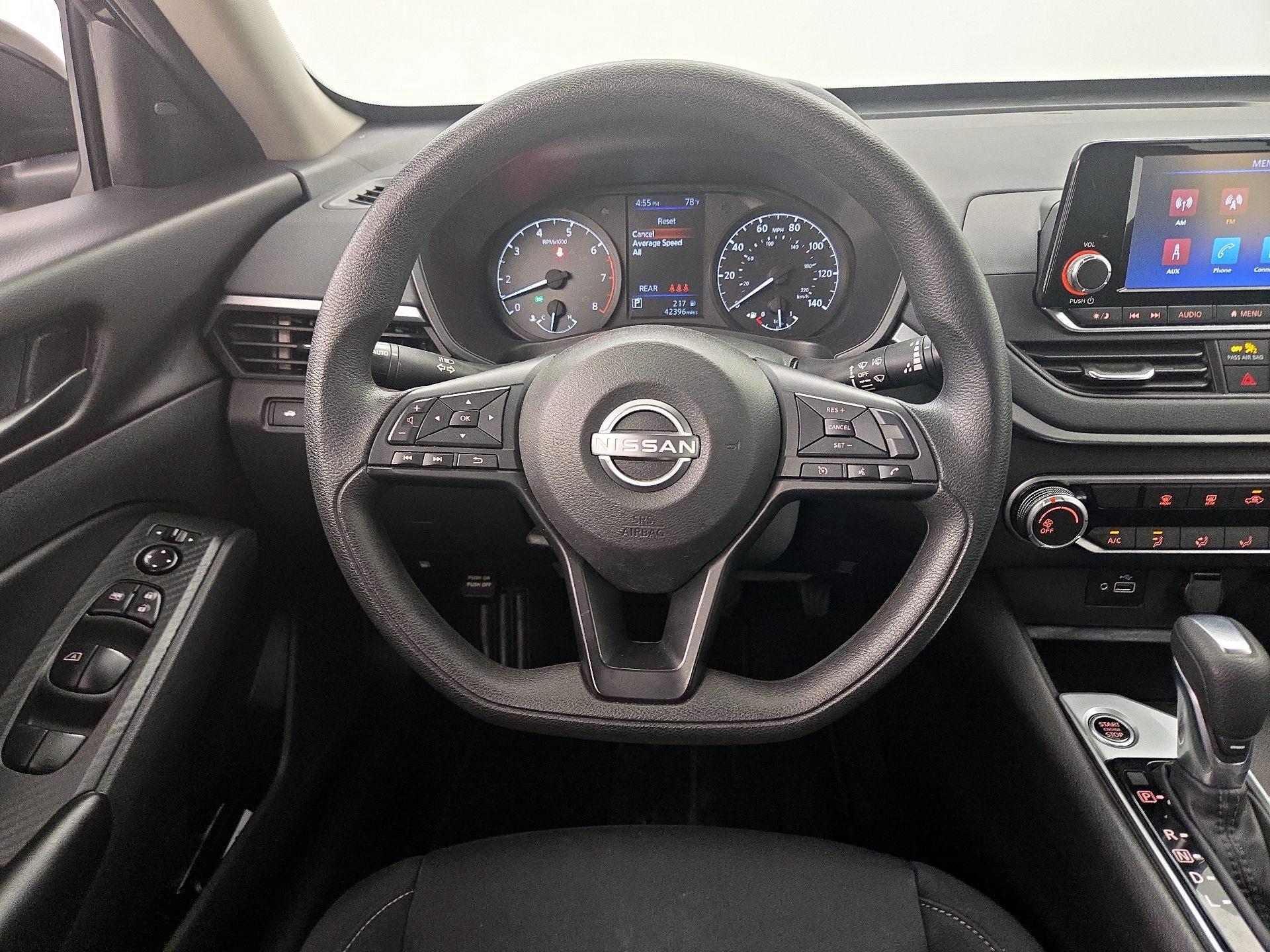 Thumbnail: 2023 Nissan Altima - 10