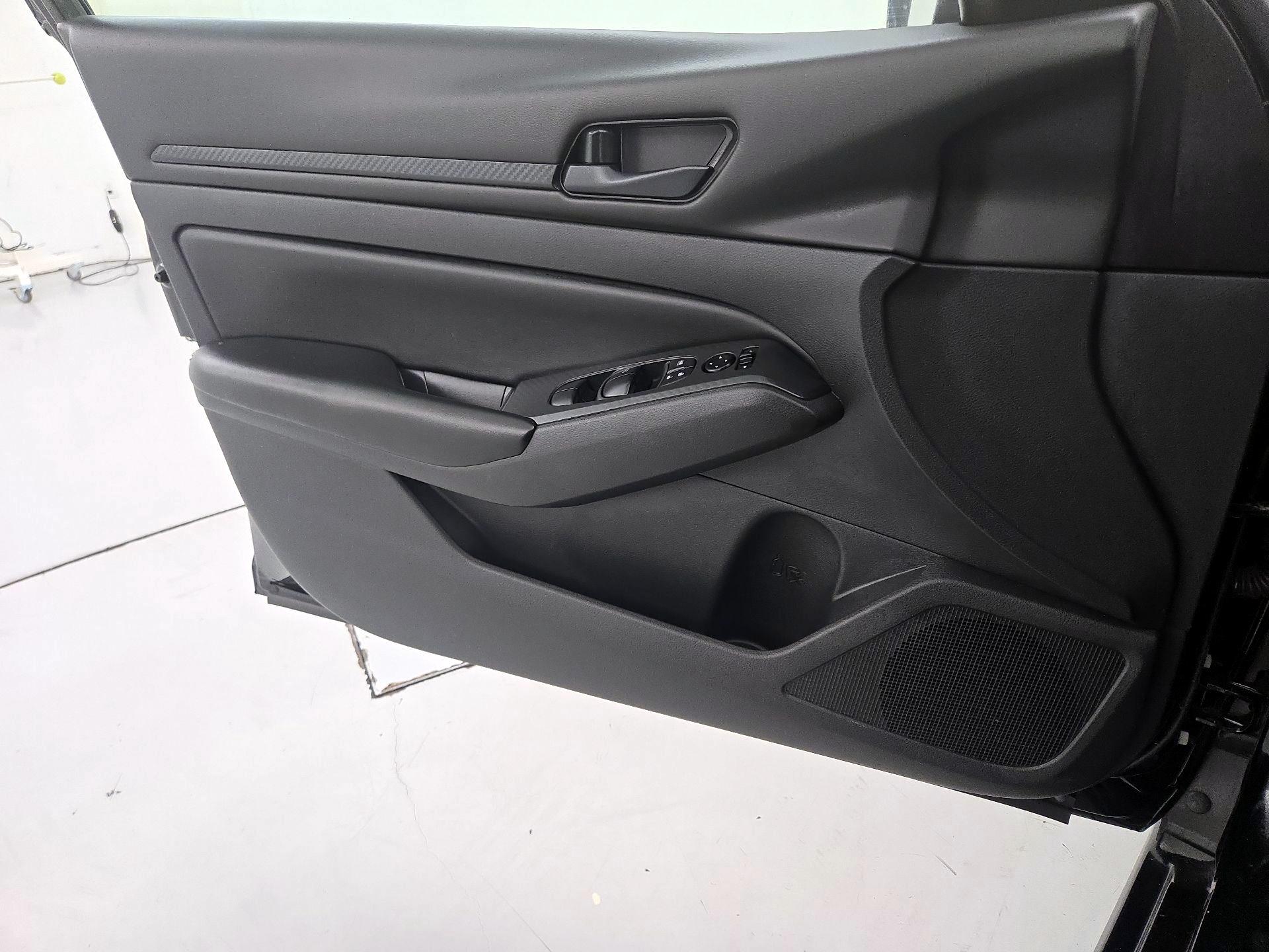 Thumbnail: 2023 Nissan Altima - 12