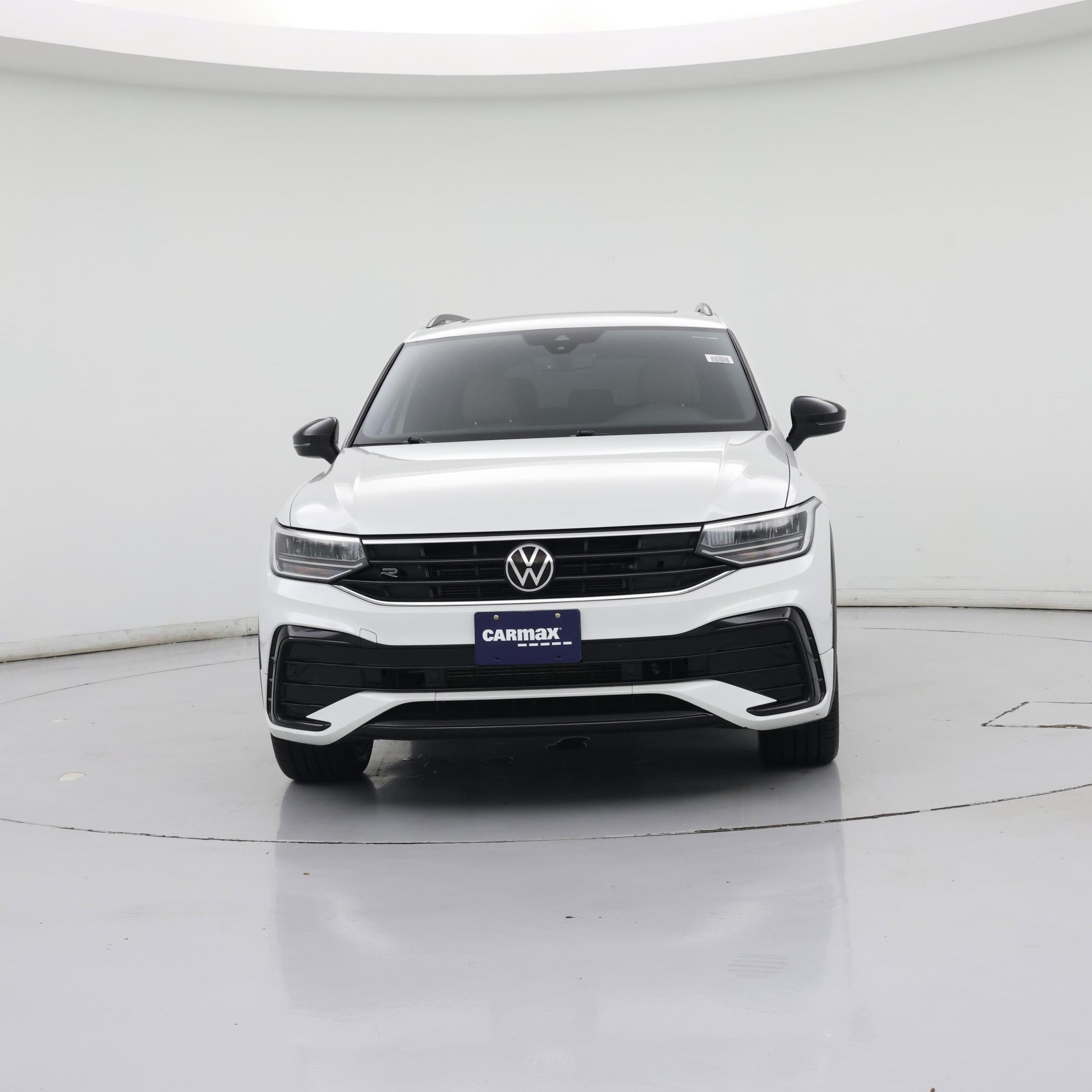 Thumbnail: 2023 Volkswagen Tiguan - 5