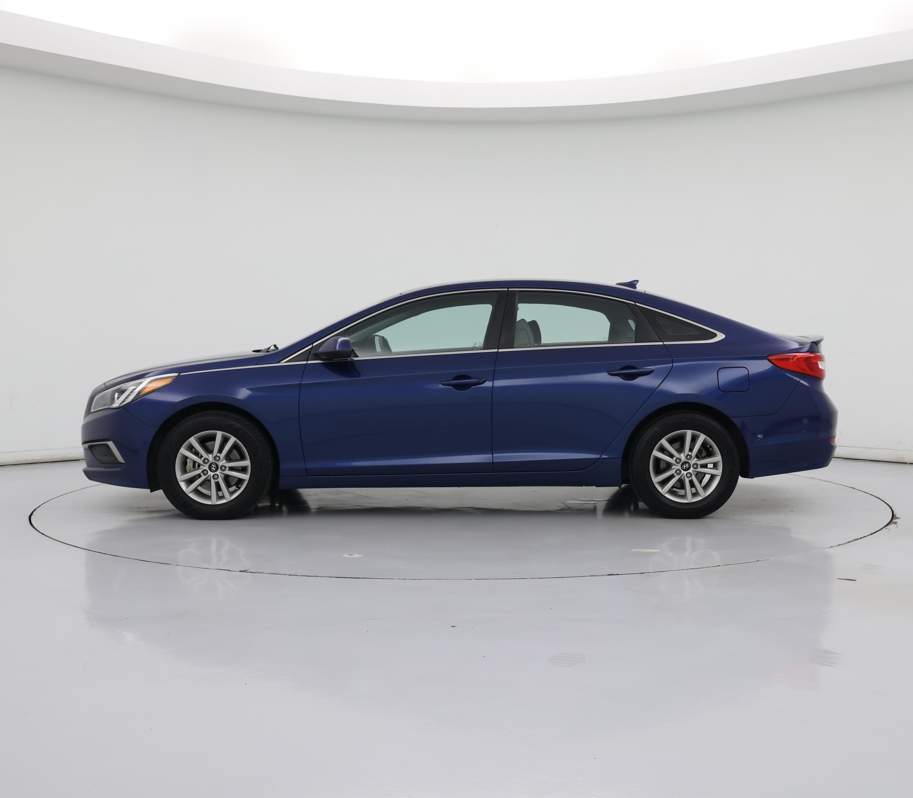 Thumbnail: 2017 Hyundai Sonata - 3