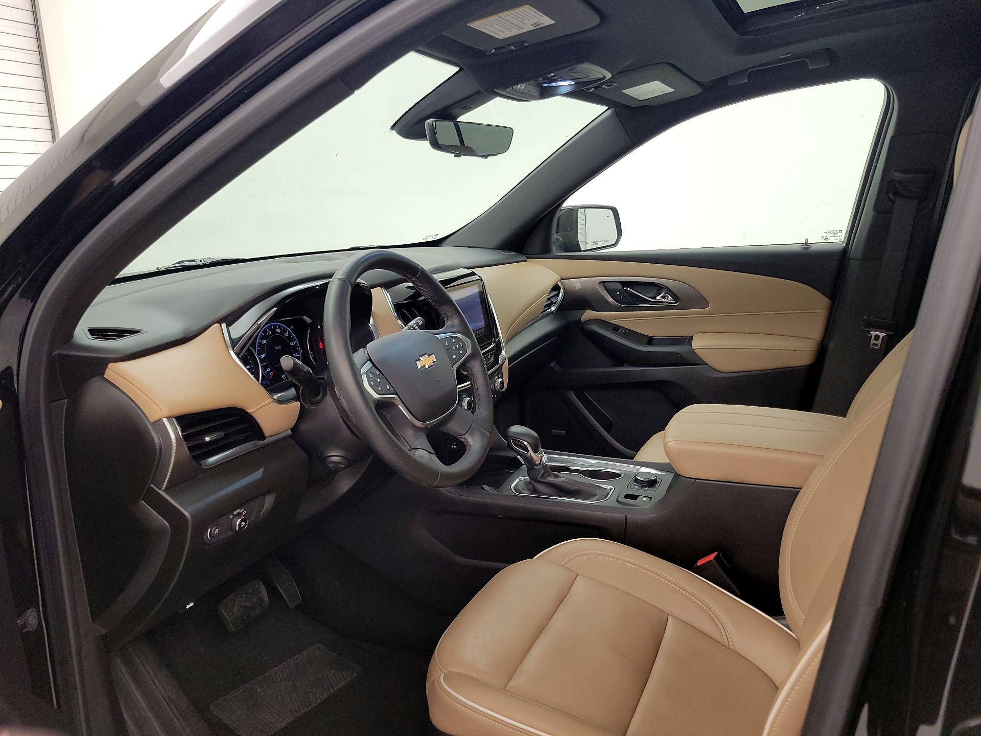 Thumbnail: 2023 Chevrolet Traverse - 11