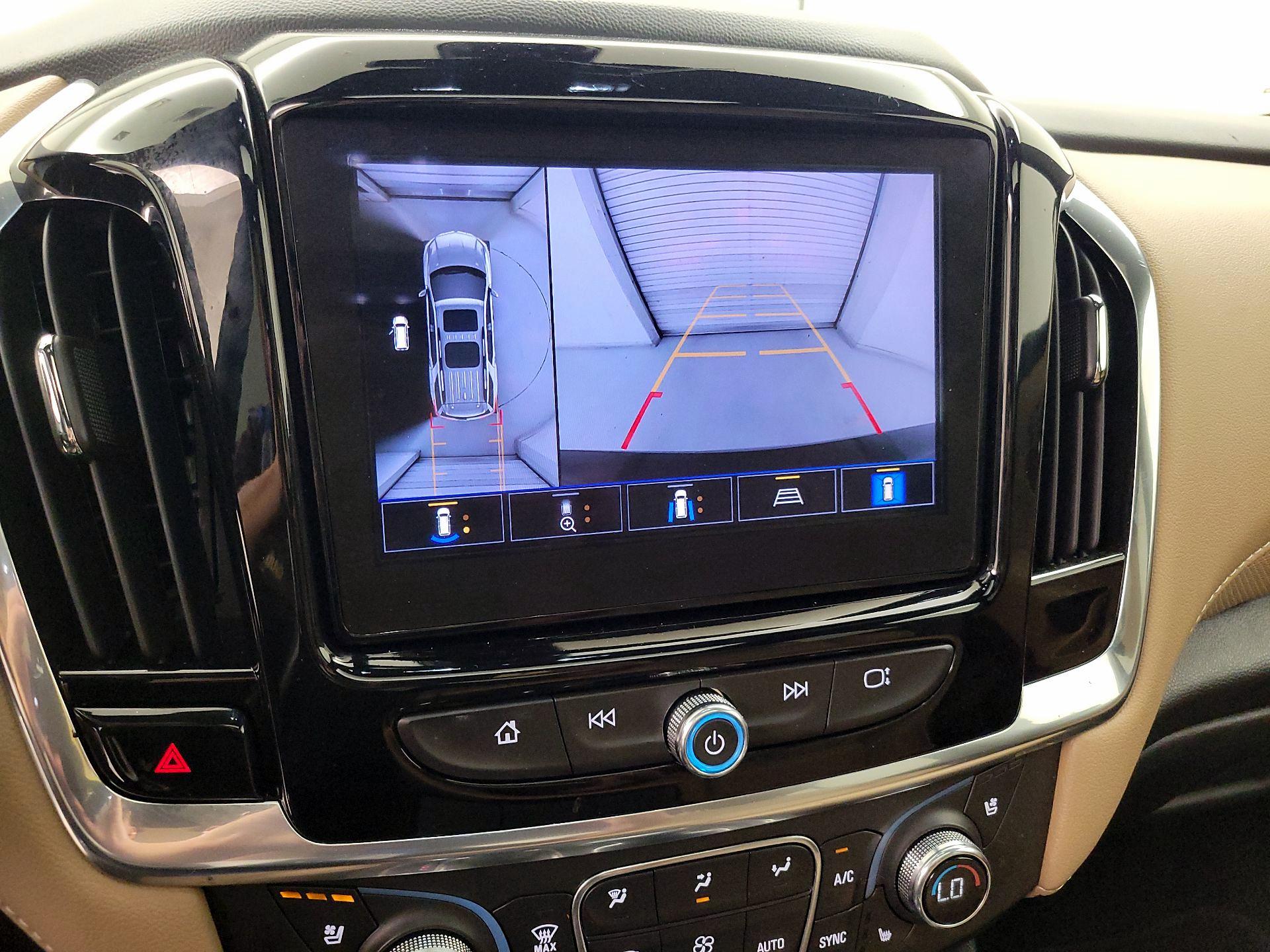 Thumbnail: 2023 Chevrolet Traverse - 15