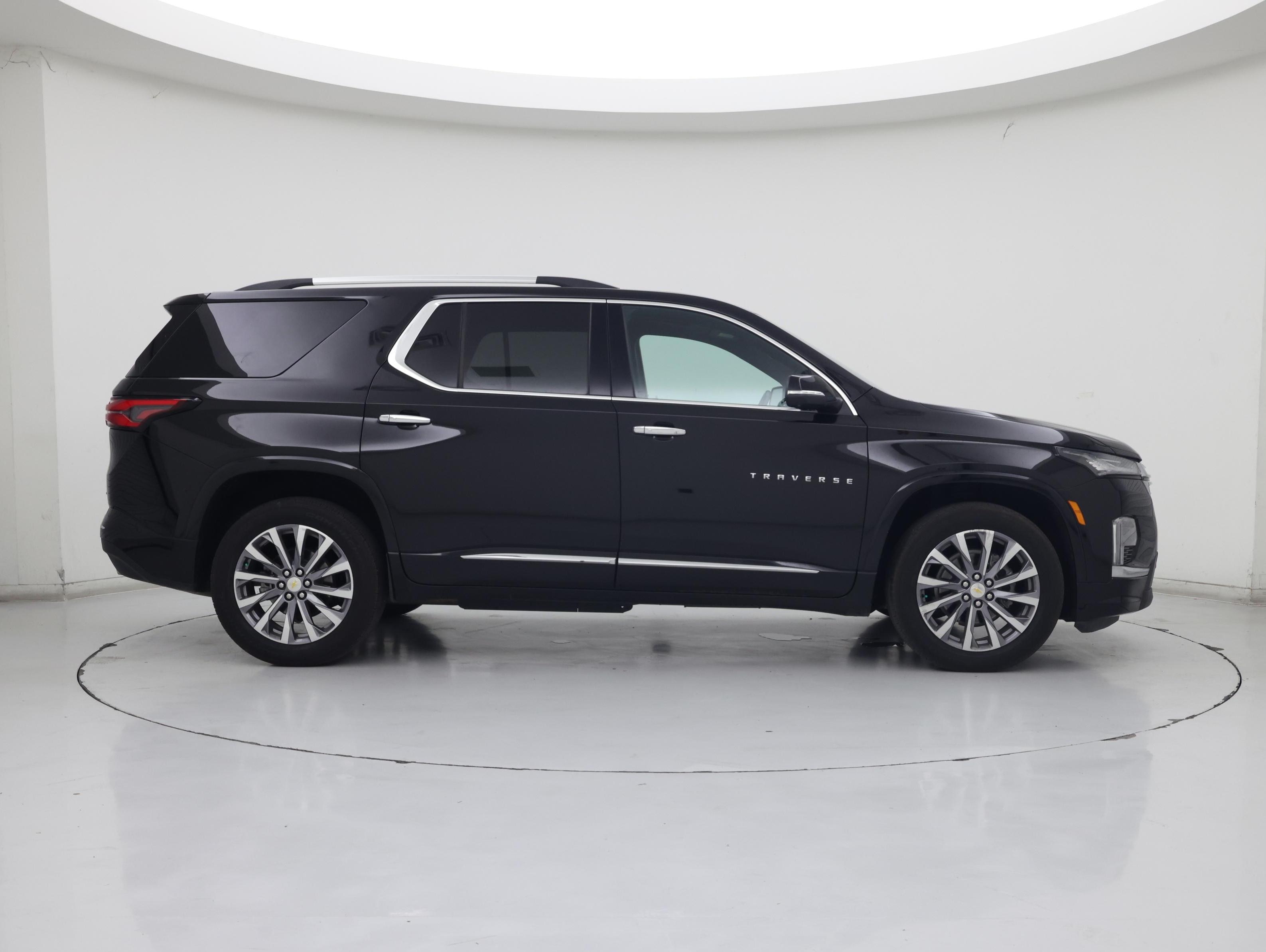Thumbnail: 2023 Chevrolet Traverse - 7