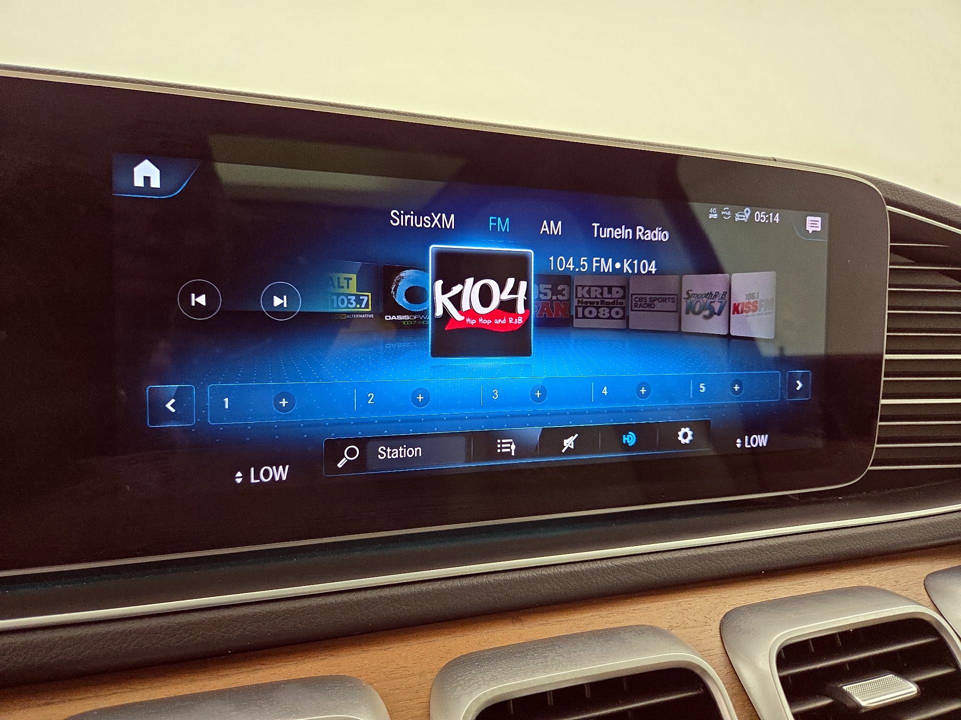 Thumbnail: 2021 Mercedes-Benz GLS - 16