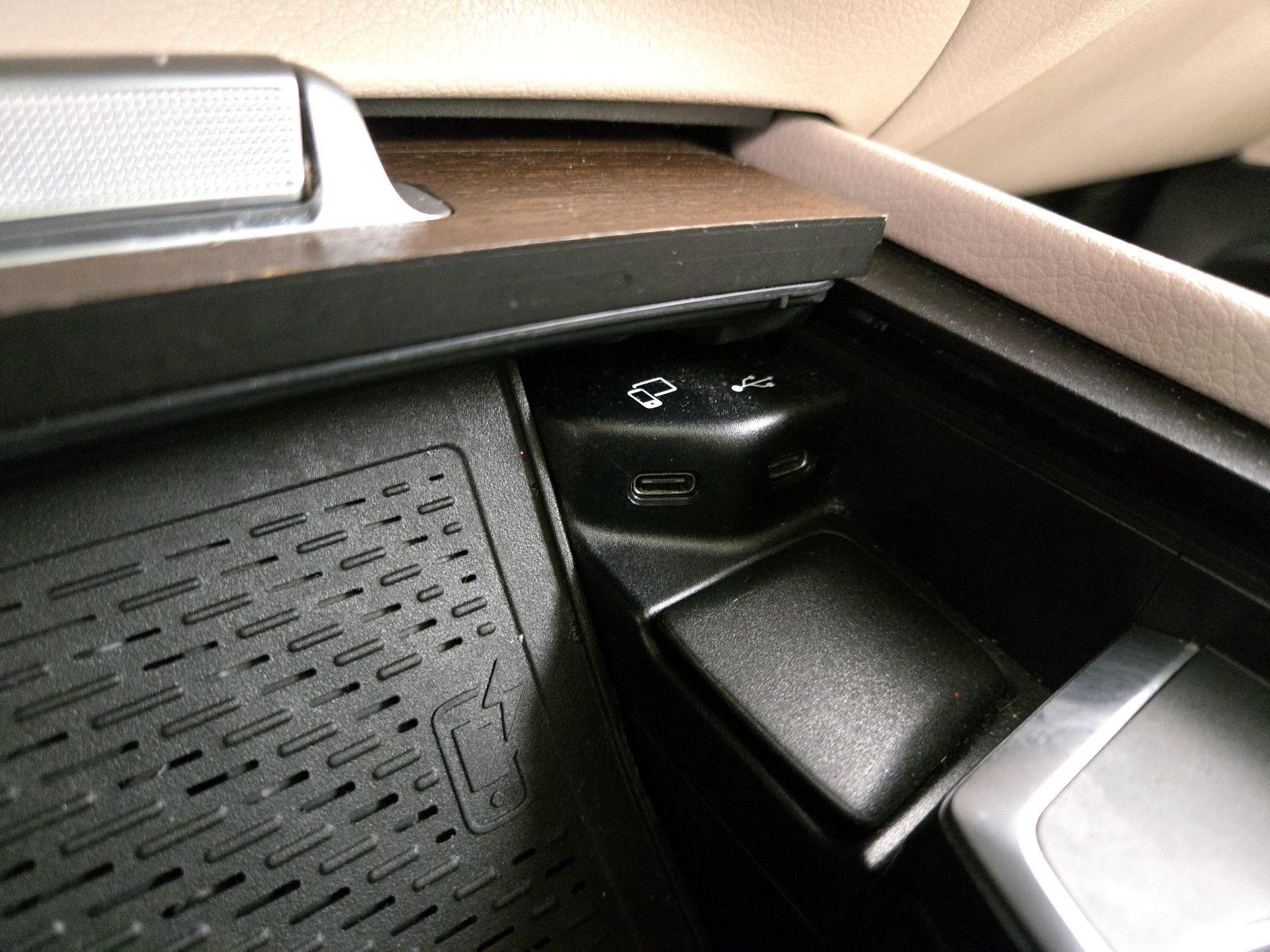 Thumbnail: 2021 Mercedes-Benz GLS - 19